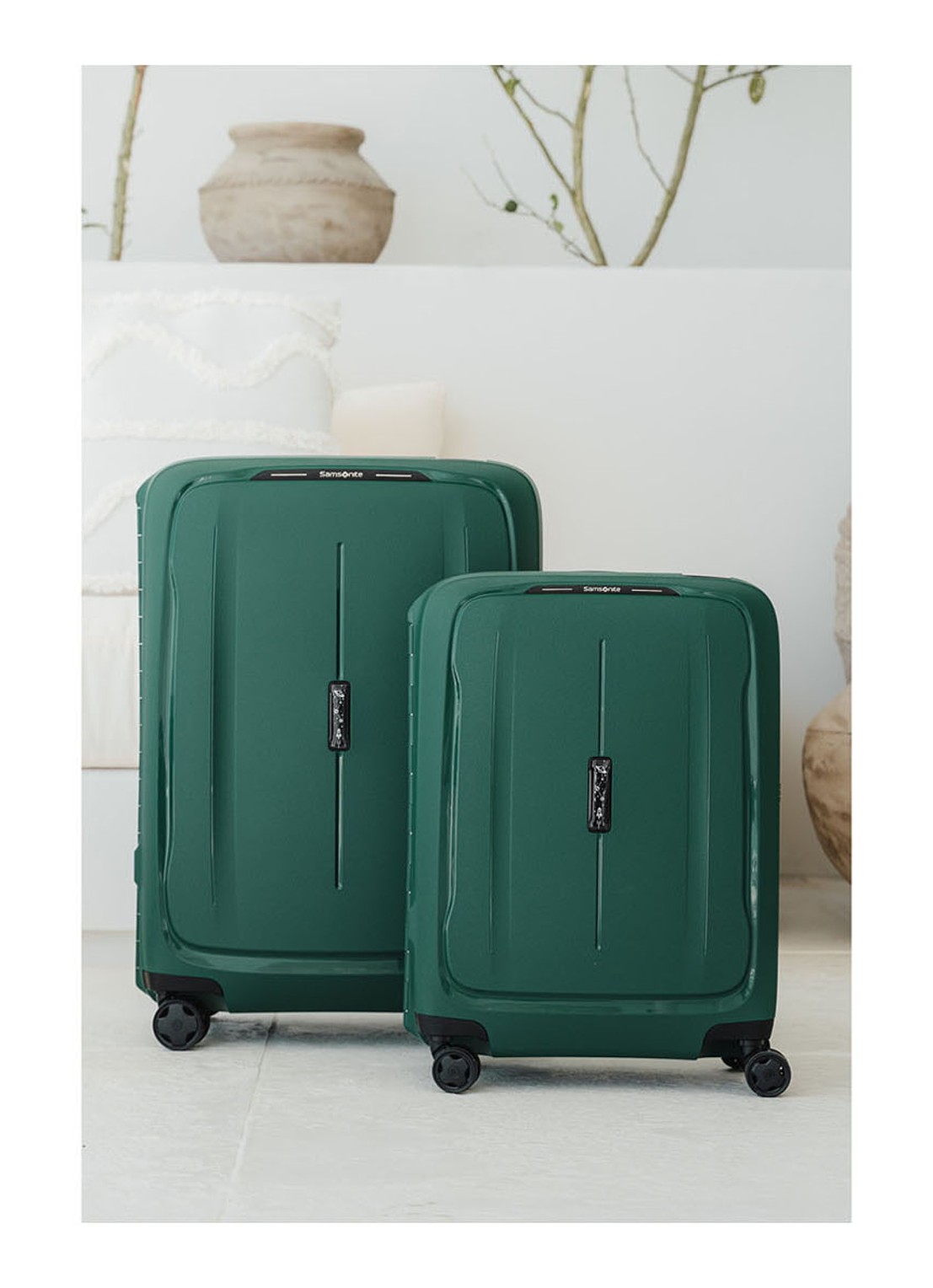 Samsonite Essens spinner 75 cm - voorkant 5 donkergroen