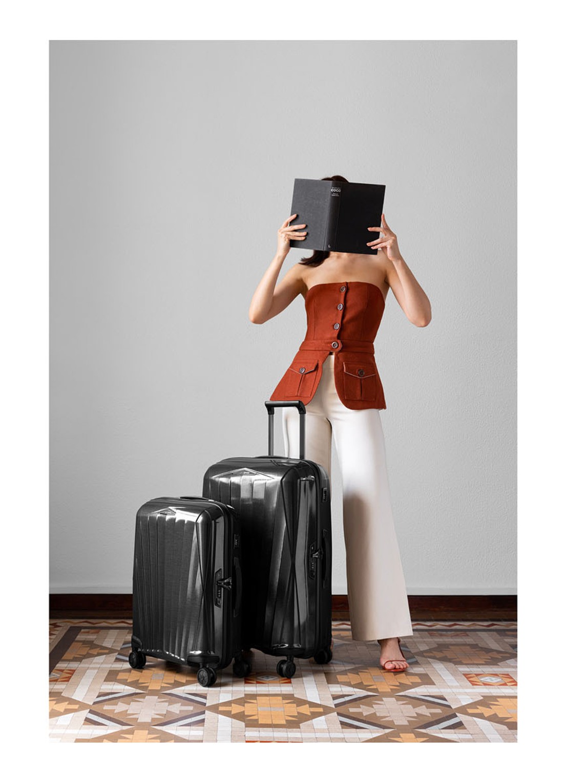 Samsonite Major-Lite spinner 55 cm - voorkant 2 zwart