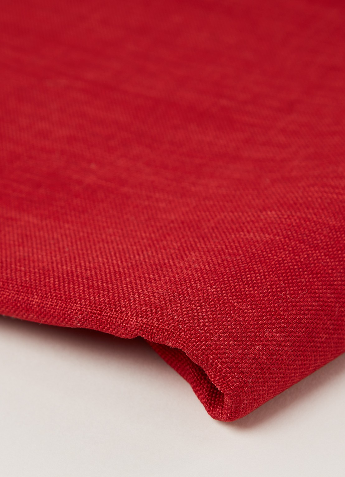 Sander Loft tafelkleed 350 x 150 cm - detail donkerrood