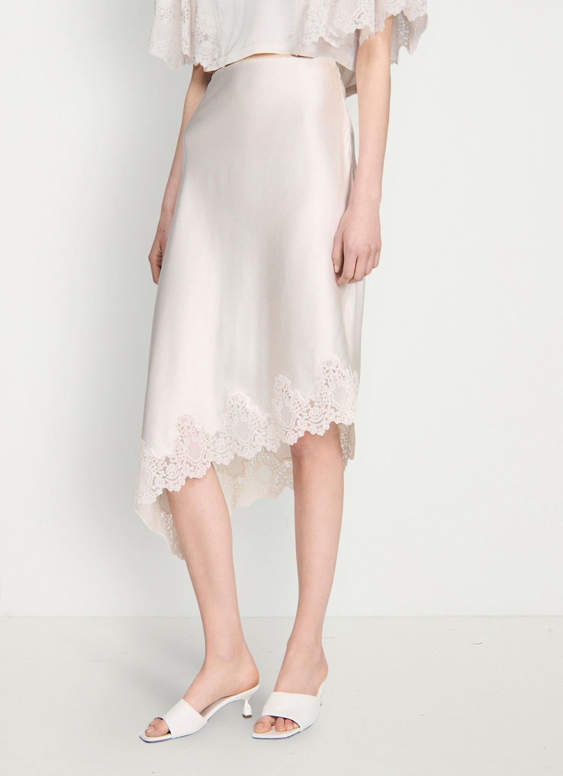 Sandro  Asymmetrische rok met details van kant - detail ecru / wit