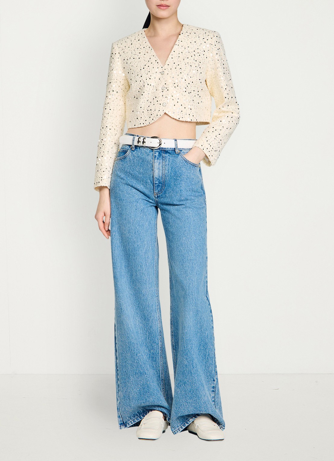 Sandro Cropped blazer met pailletten - voorkant 6 beige