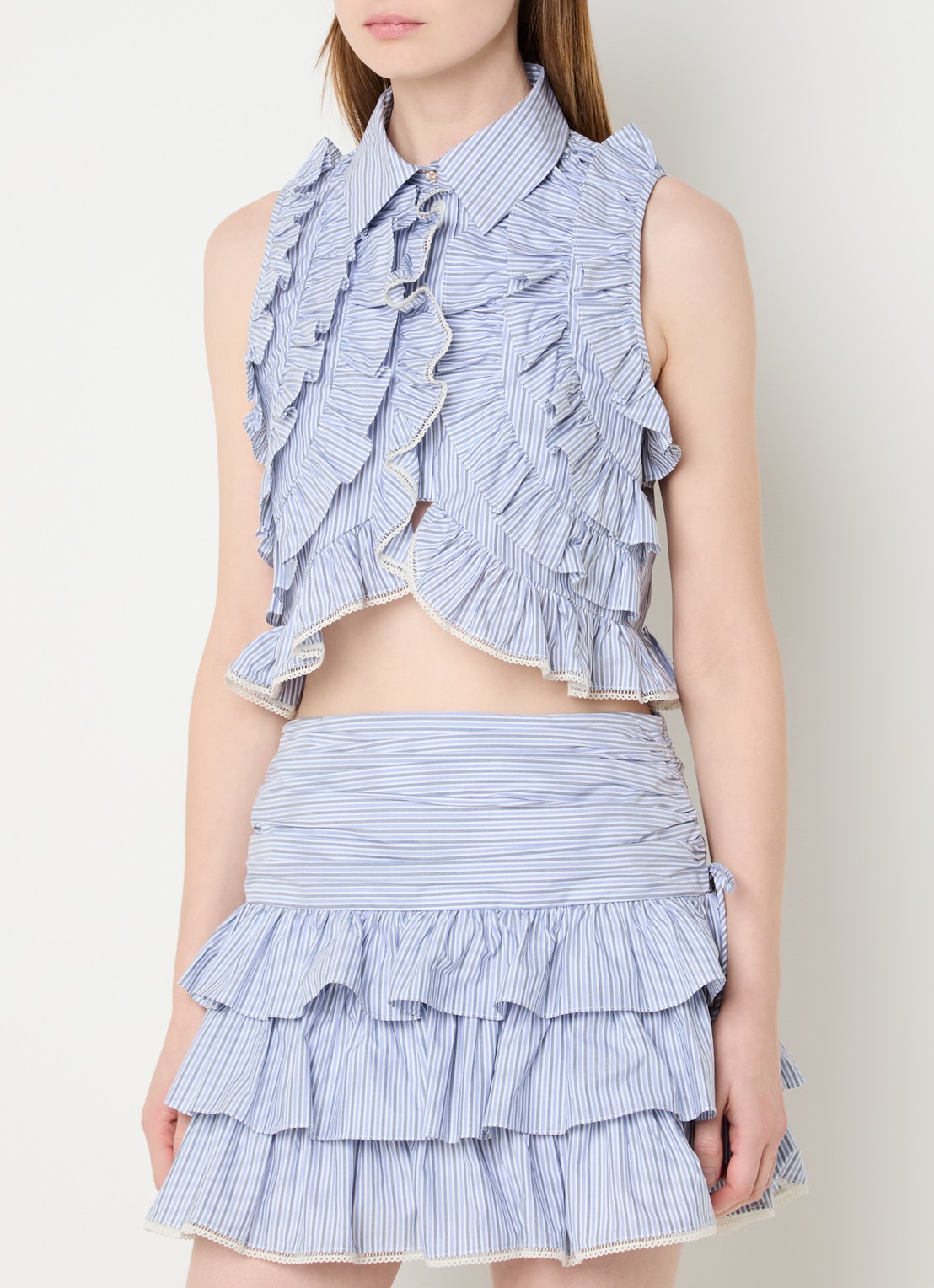 Sandro Cropped blouse met streepprint en volant - detail 4 blauw