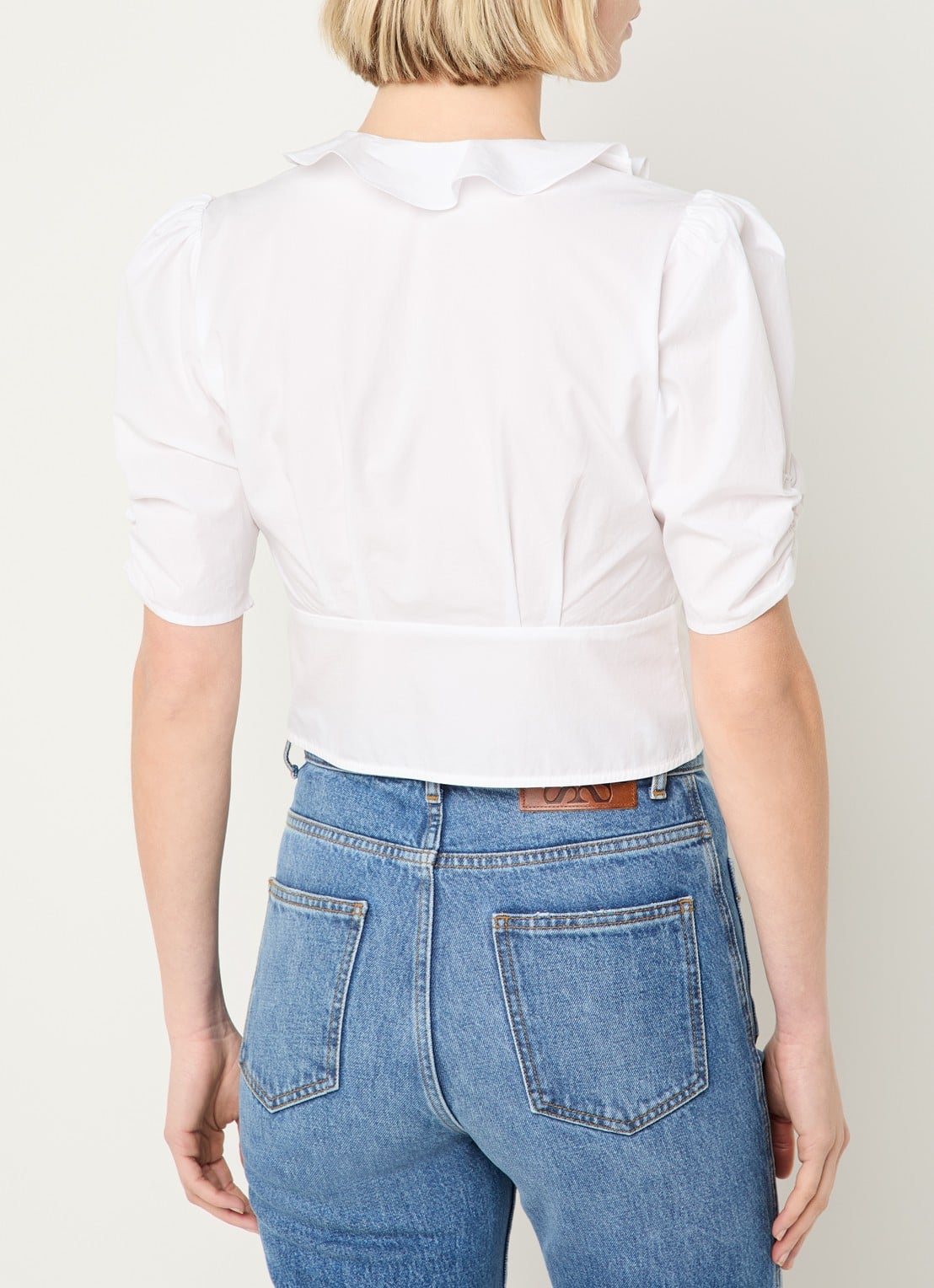 Sandro Cropped blouse met volant - achterkant wit