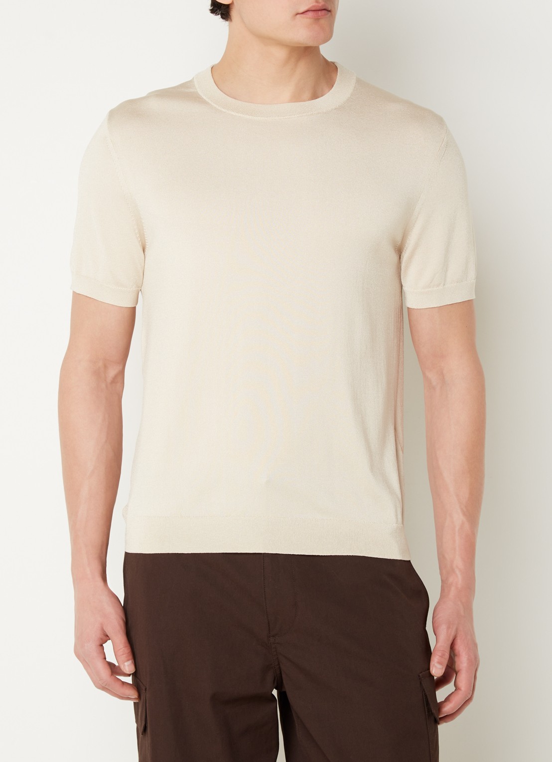 Sandro Fijngebreid T-shirt met ronde hals - detail 4 zand