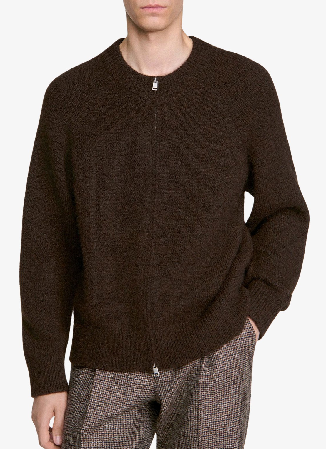 Sandro Fijngebreid vest in wolblend - detail chocoladebruin