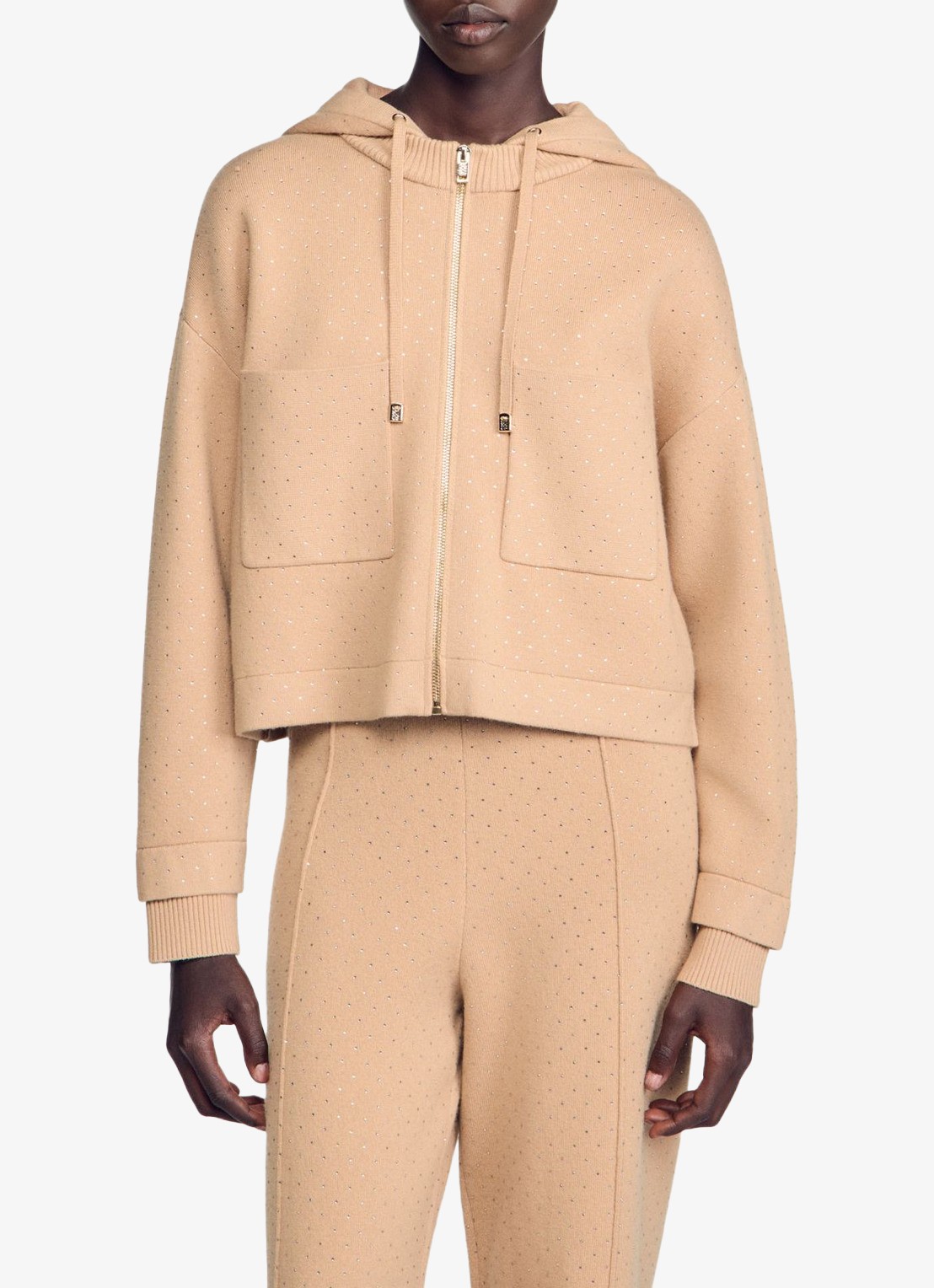 Sandro Fijngebreid vest met strass - detail camel