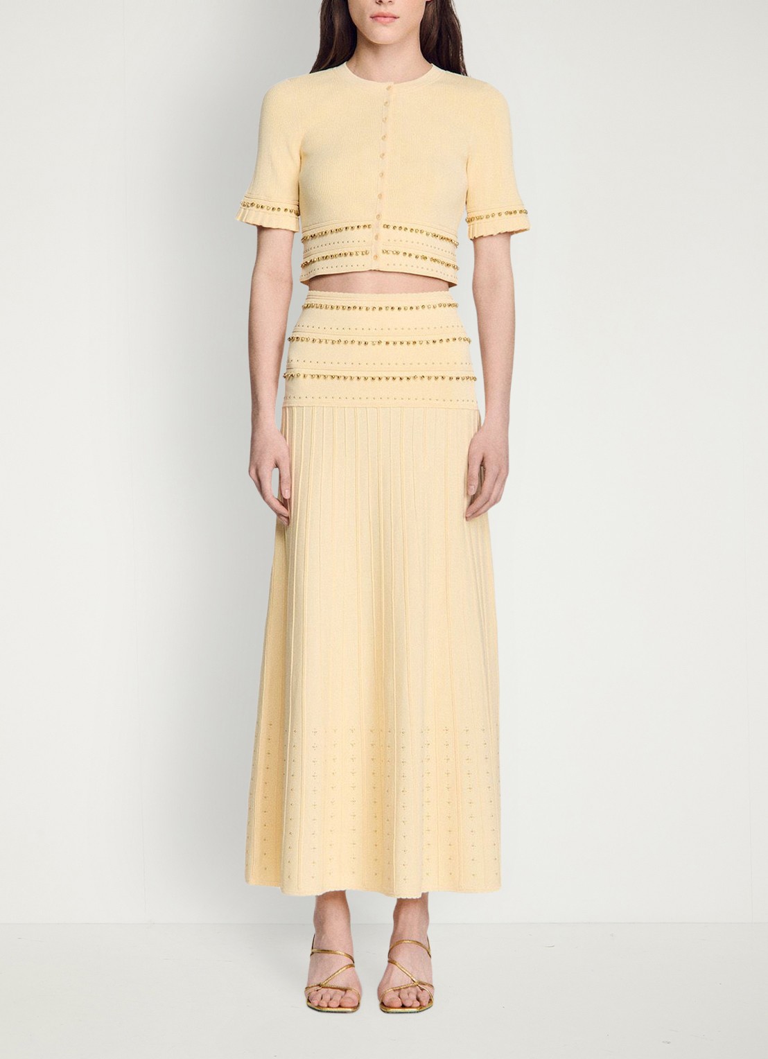 Sandro Fijngebreide crop top met kralendecoratie - detail 2 vanillegeel