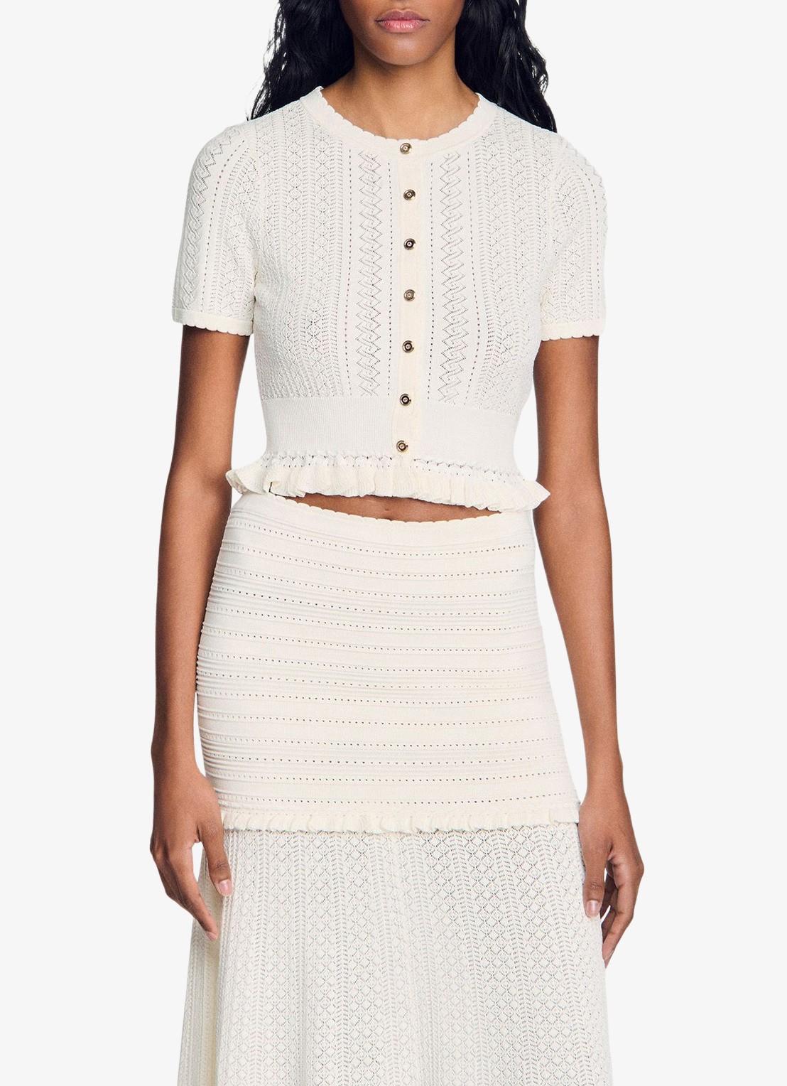 Sandro Fijngebreide crop top met opengewerkt dessin en knoopdetail - detail 2 beige