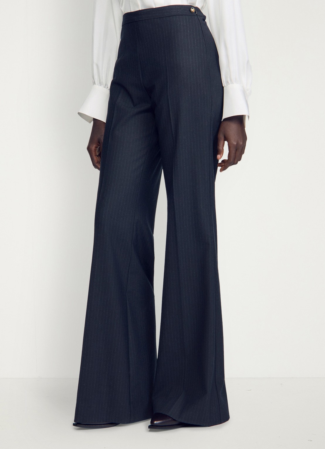 Sandro High waist flared broek in wolblend - detail 2 donkerblauw