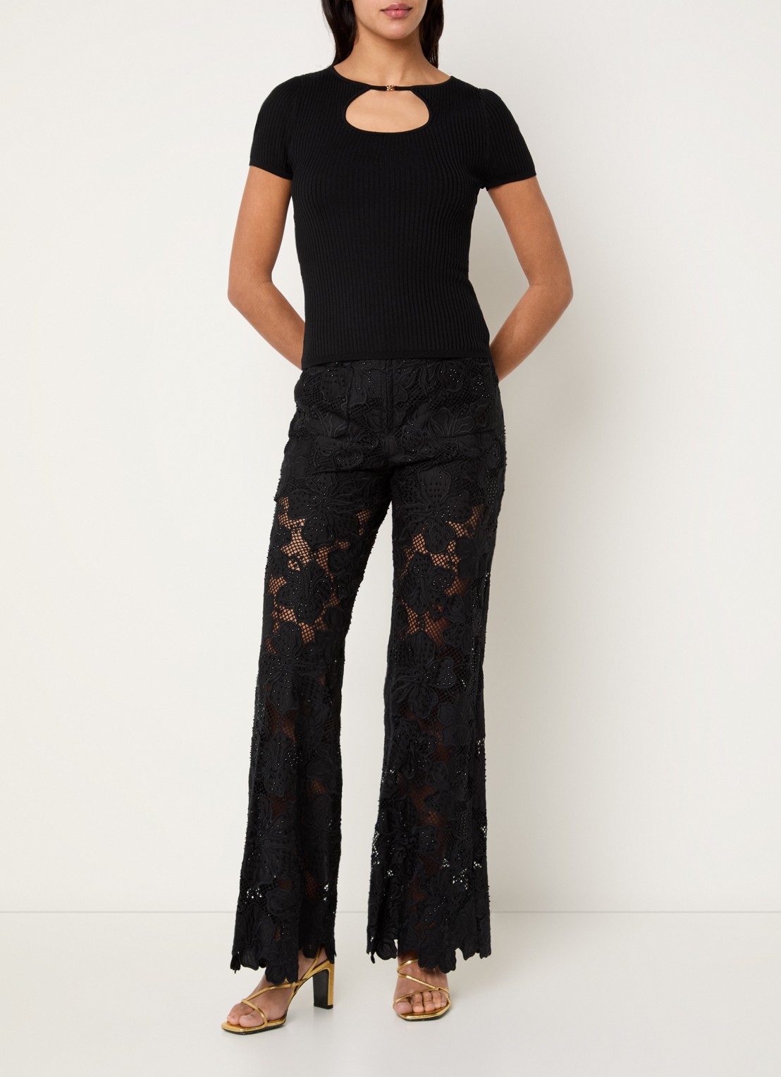 Sandro High waist flared fit broek met broderie - voorkant 2 zwart