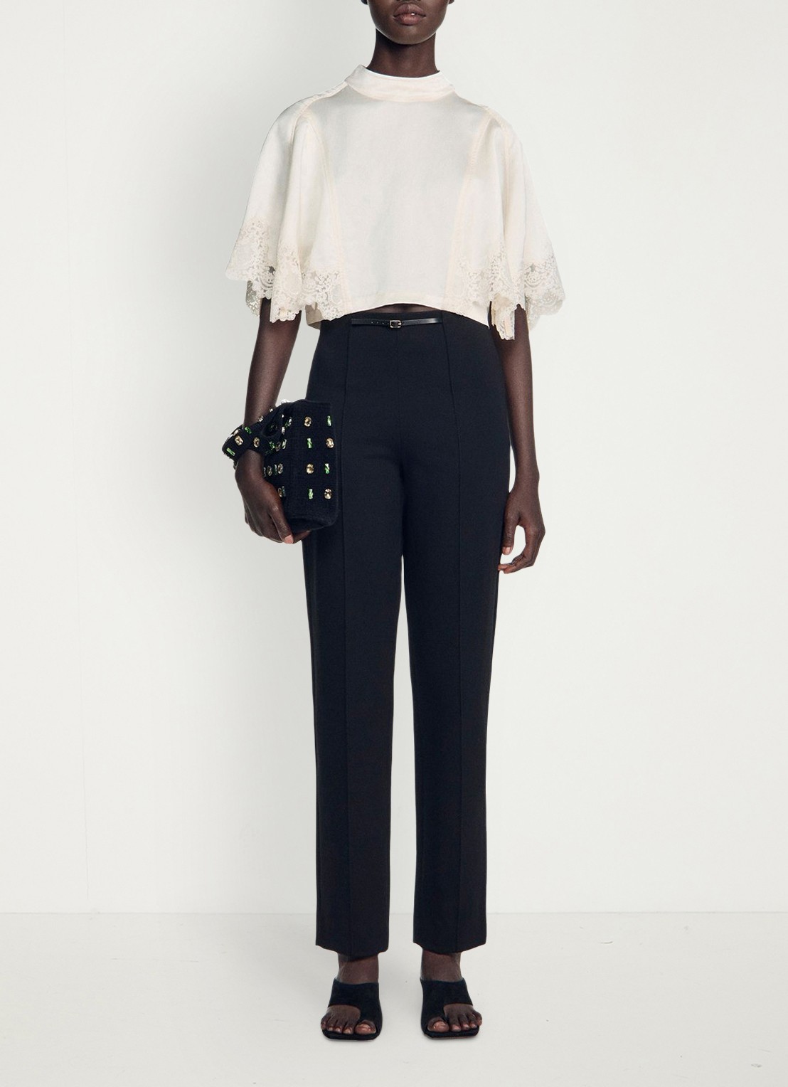 Sandro High waist straight fit broek met ritszakken - voorkant 6 zwart