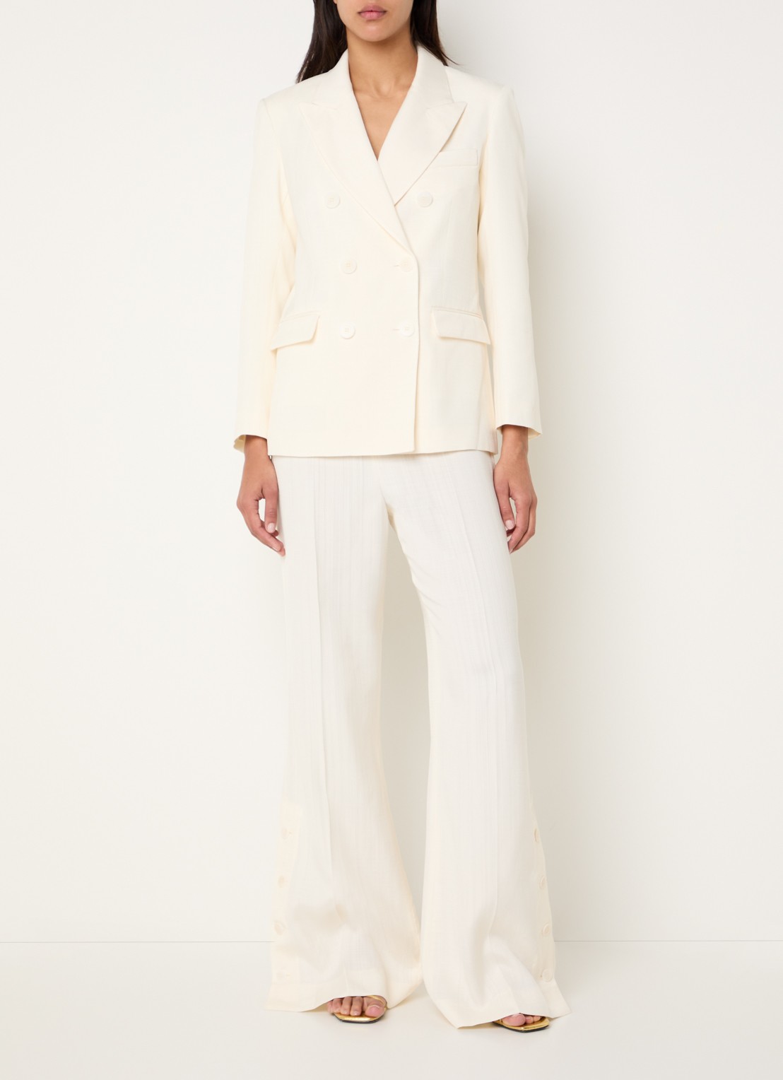 Sandro High waist straight fit pantalon met knoop detail - voorkant 4 ivoor