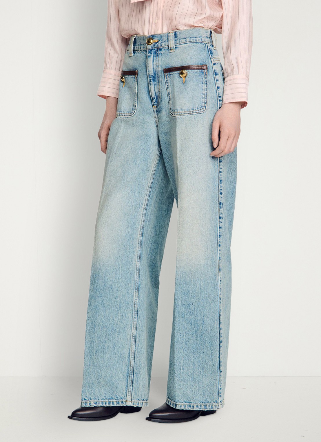 Sandro High waist straight leg broek van denim met lichte wassing en opgestikte zakken - detail blue jean / blauw