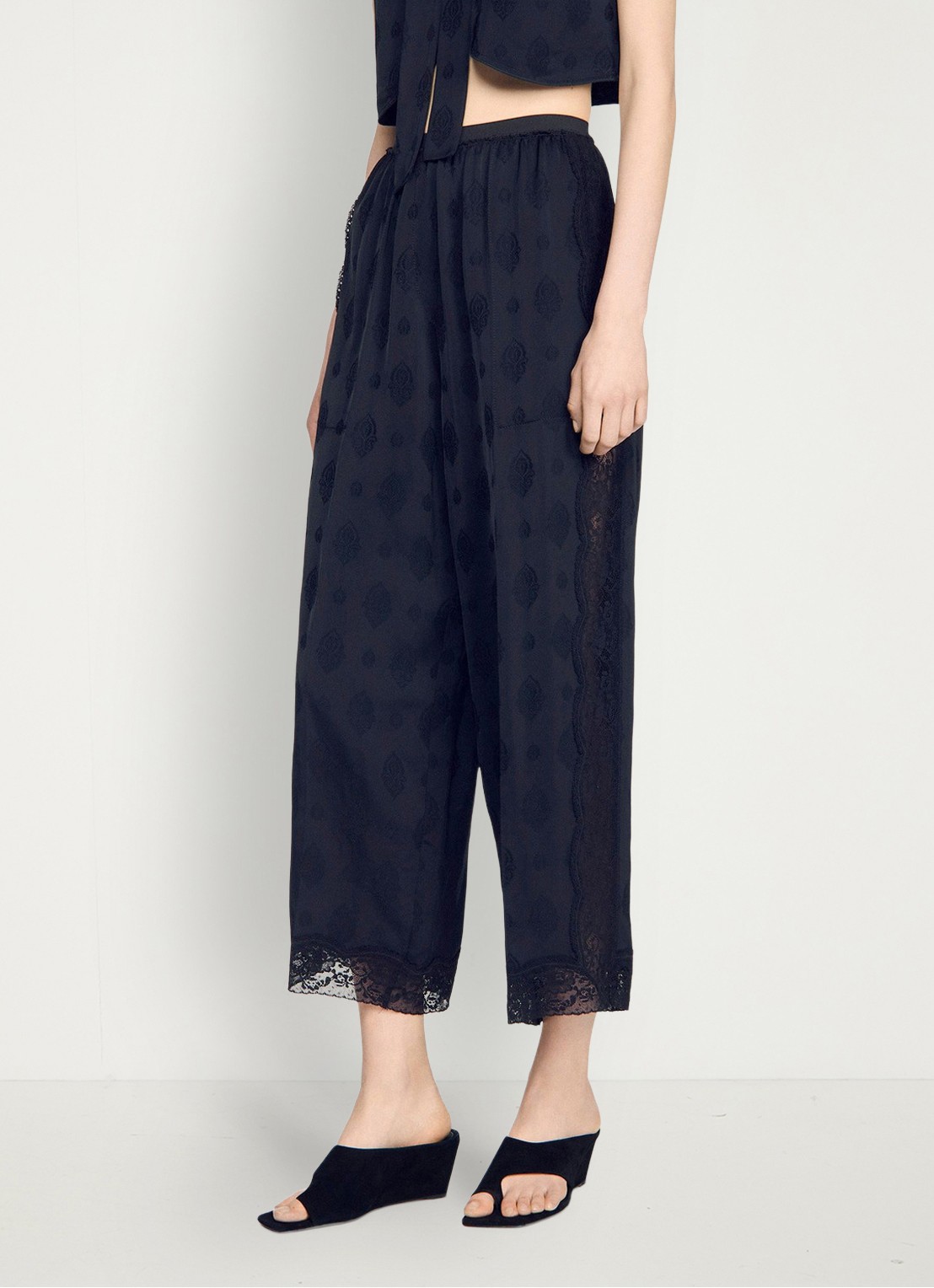 Sandro High waist wide fit pantalon met jacquard dessin en zakken - detail 3 black / zwart