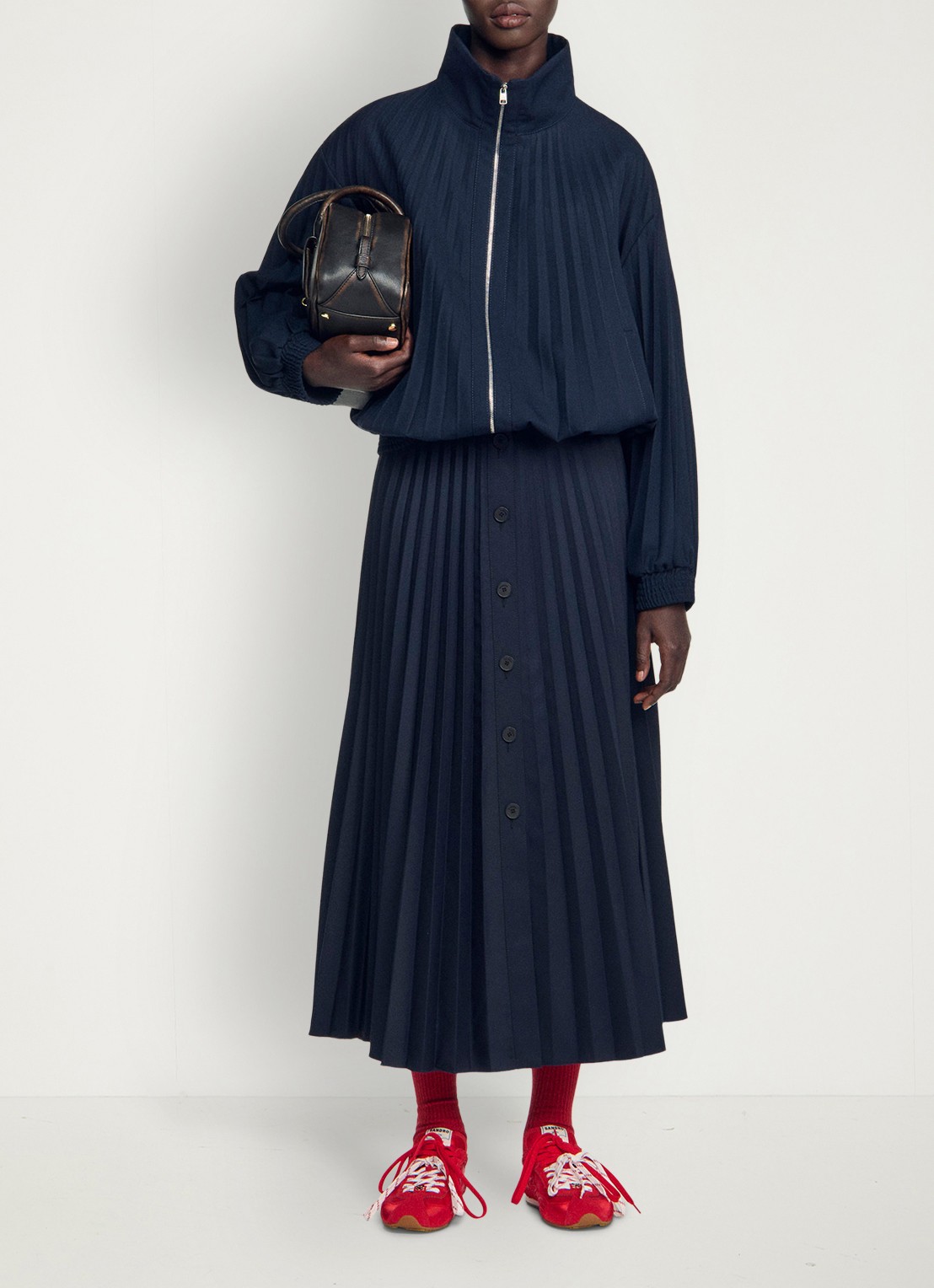 Sandro Jack in wolblend met plooien - detail donkerblauw