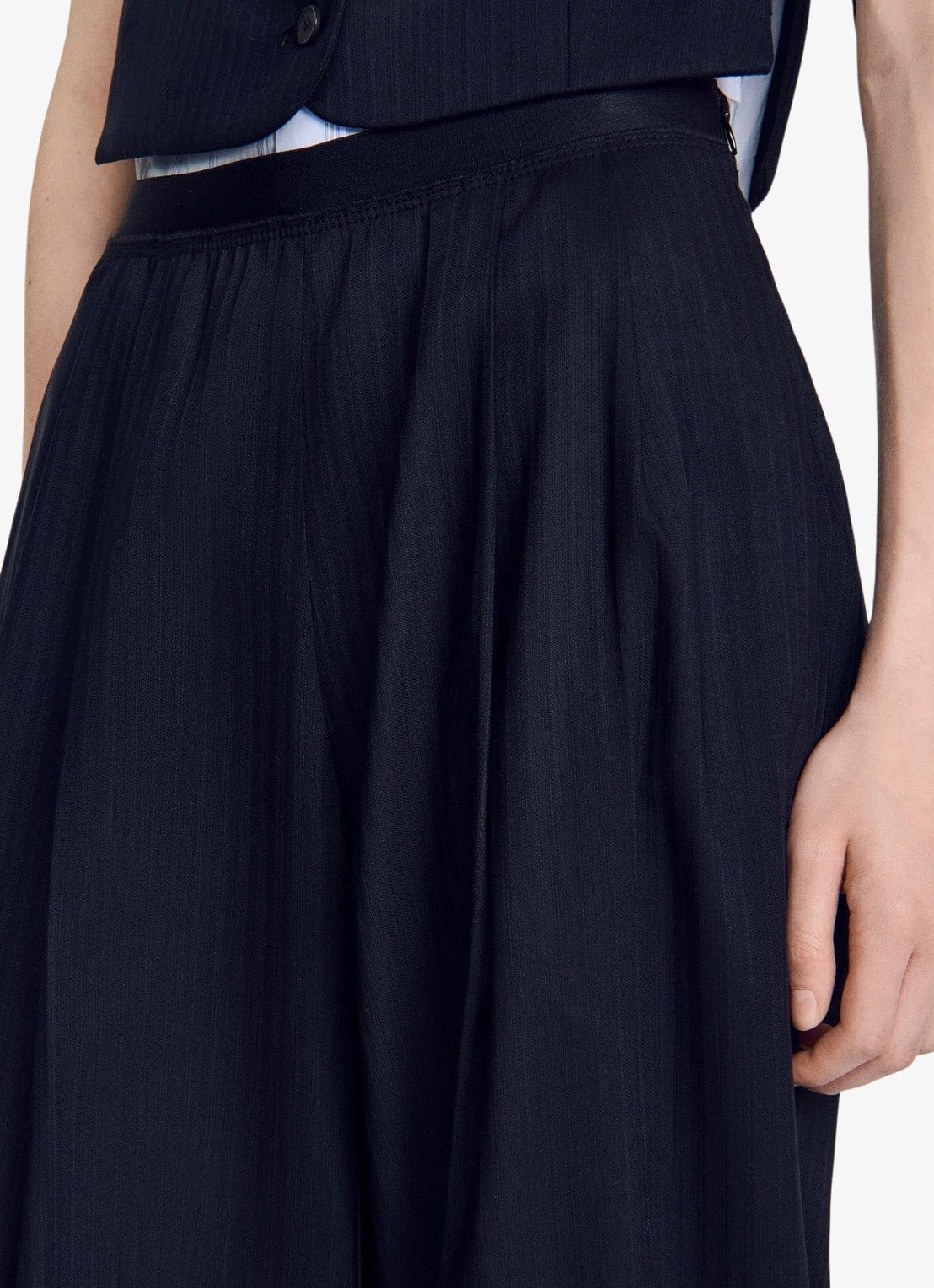 Sandro Loose fit pantalon met steekzakken en krijtstreep - detail 5 blauw