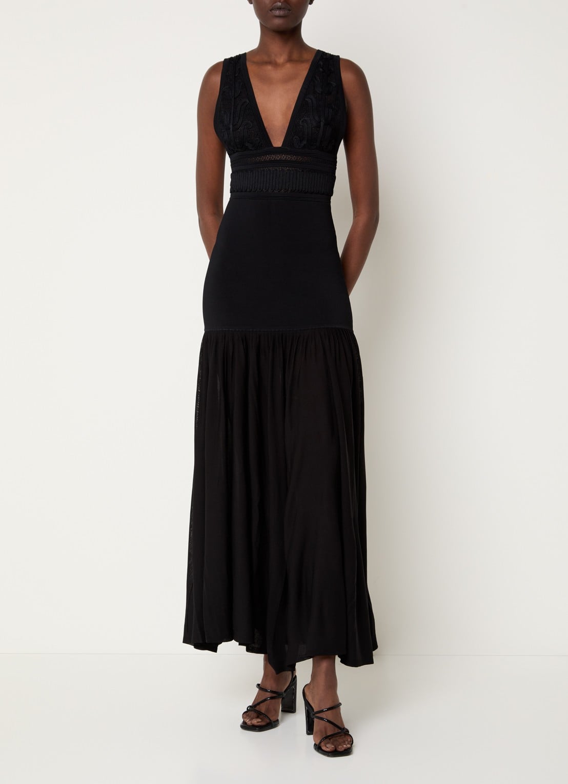 Sandro Maxi jurk met details van kant - detail 3 zwart