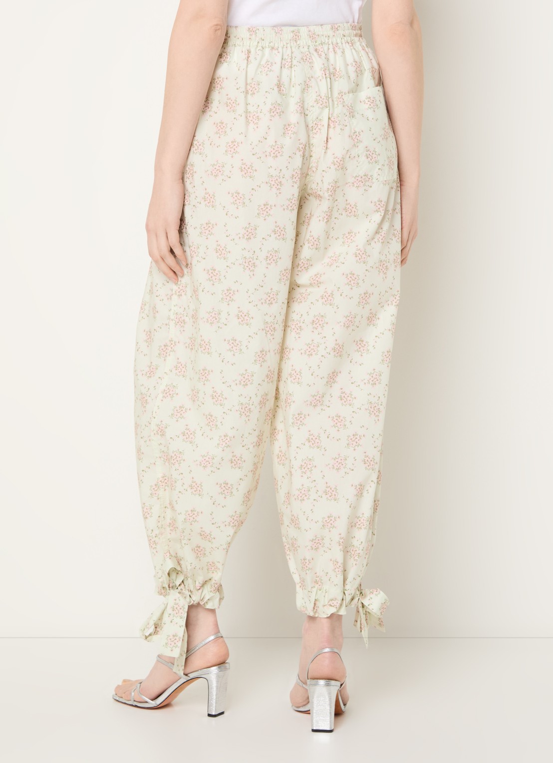 Sandro Mid waist wide fit broek met bloemenprint - achterkant lindegroen