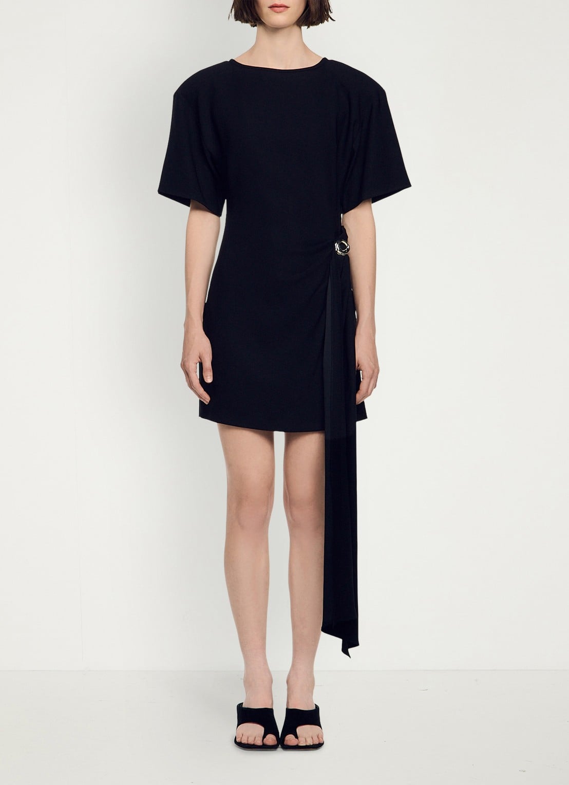 Sandro Mini jurk met ringdetail - voorkant zwart