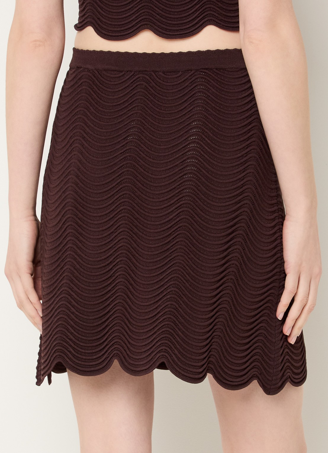 Sandro Mini rok met sierknopen - achterkant 4 donkerbruin