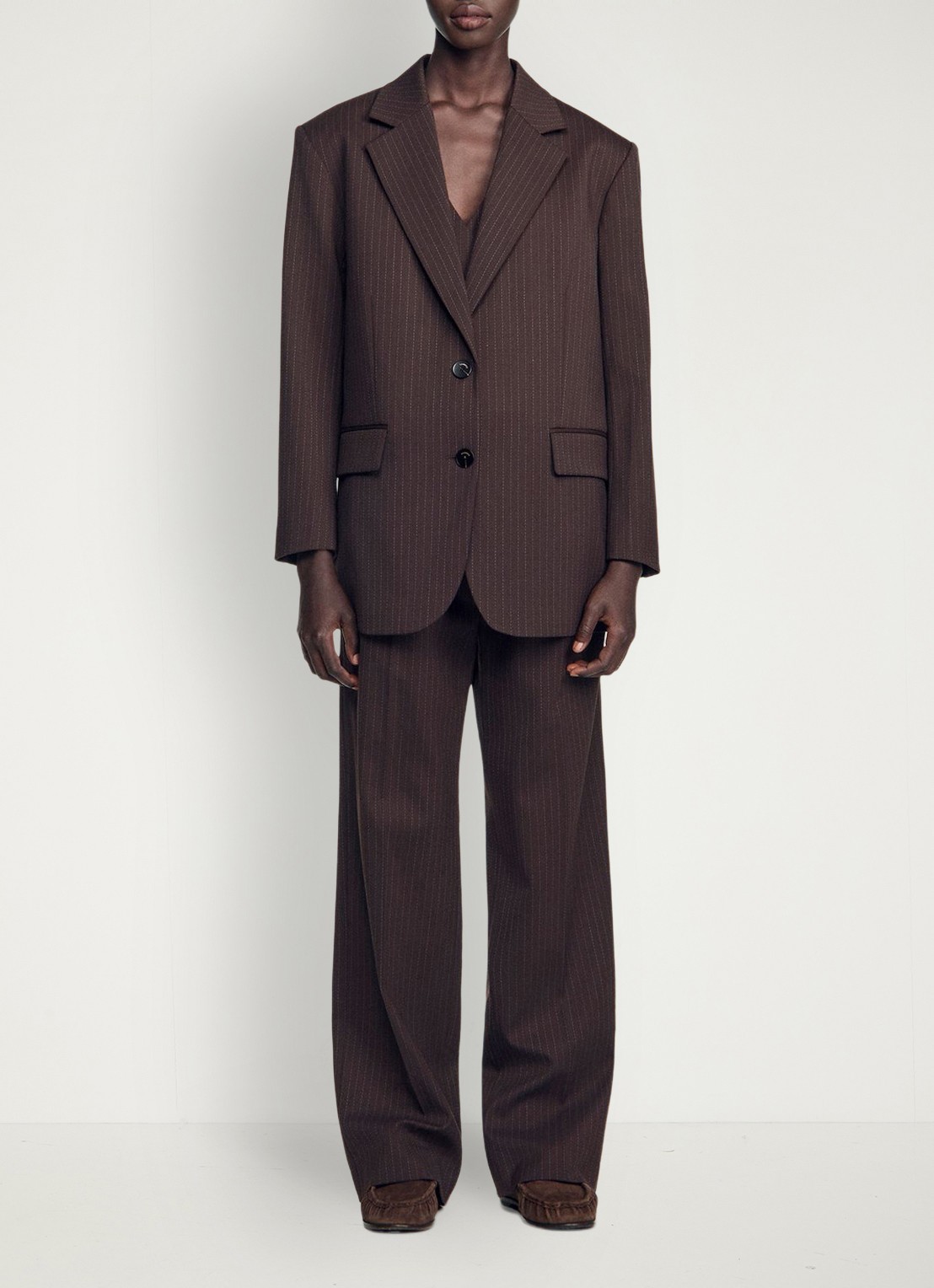 Sandro Oversized blazer met streepprint - voorkant 2 bruin