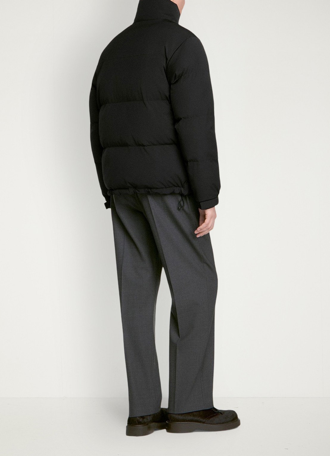 Sandro Puffer jas met logo - achterkant zwart