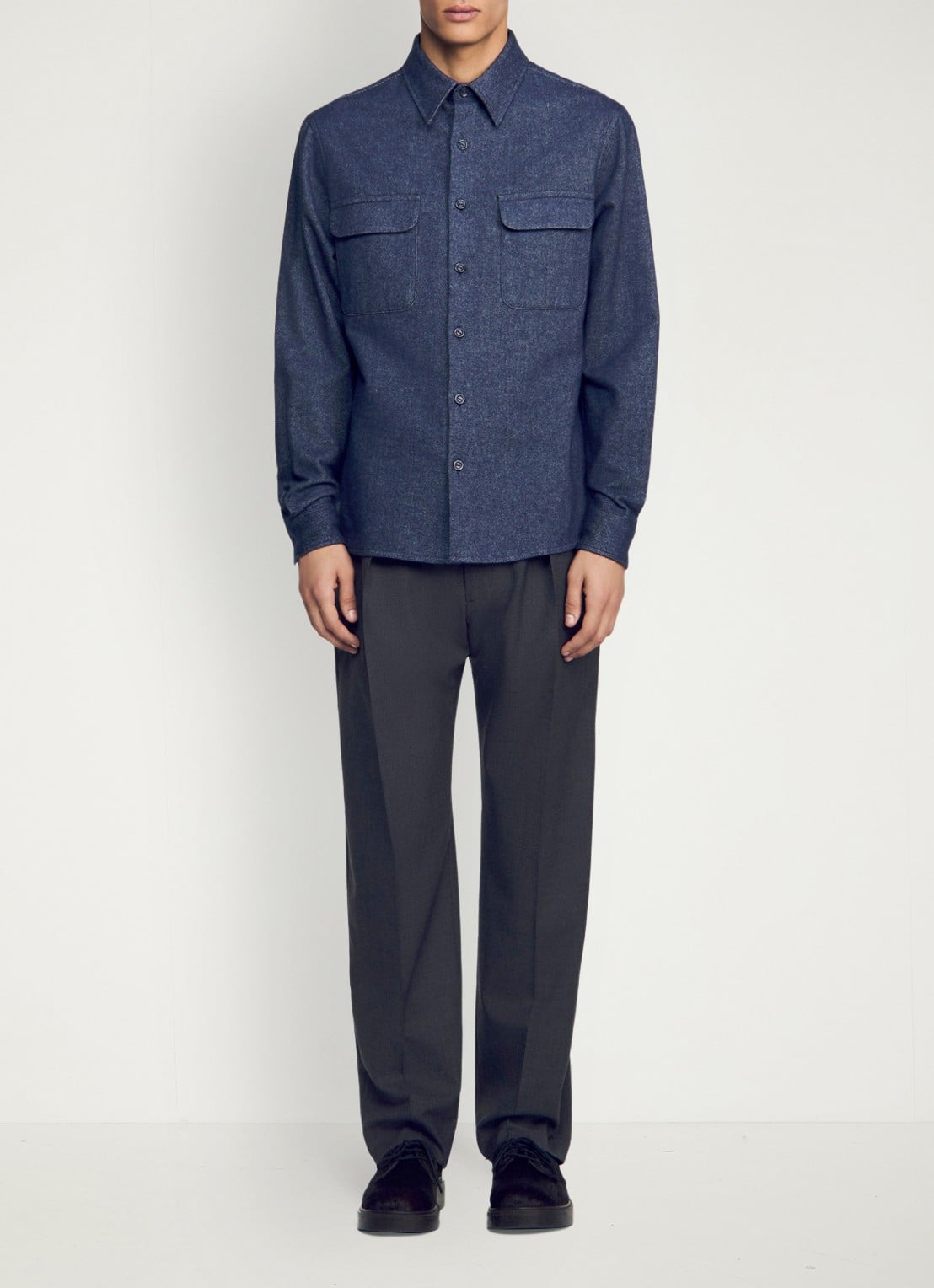 Sandro Regular fit overshirt met borstzak - voorkant 2 blauw