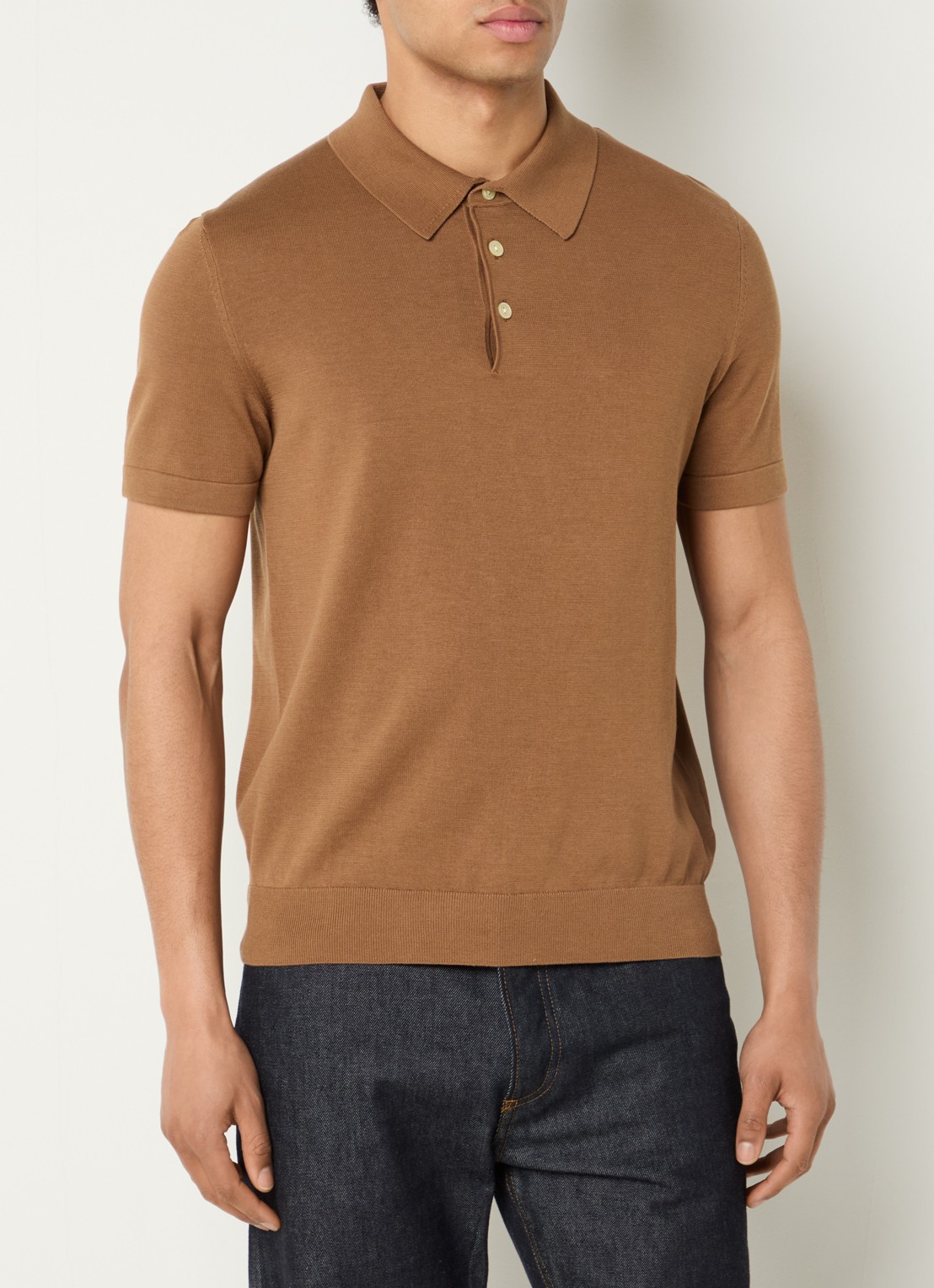 Sandro Regular fit polo in zijdeblend - detail cognac