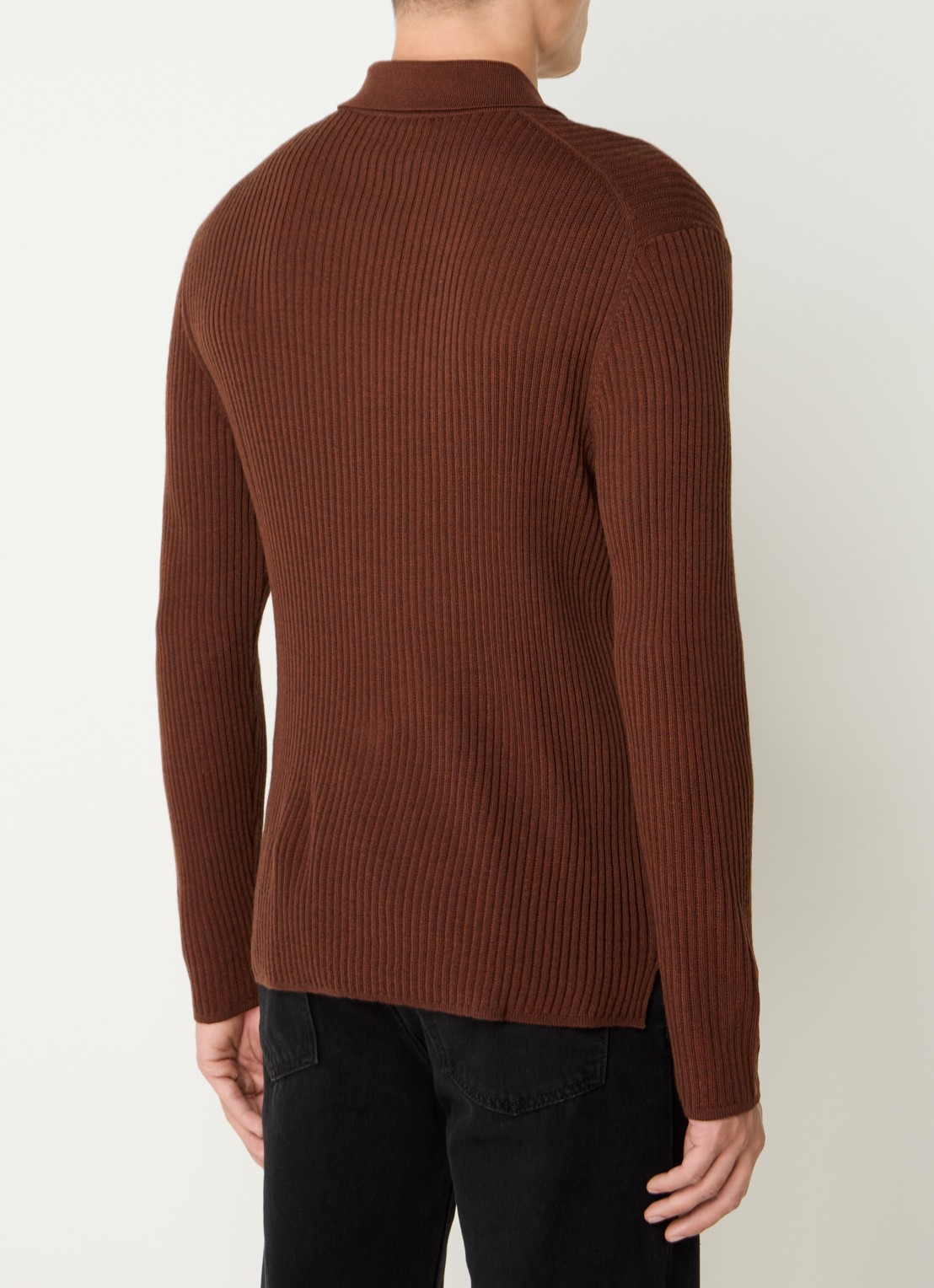 Sandro Ribgebreid vest in wolblend met V-hals - achterkant 2 cognac / bruin