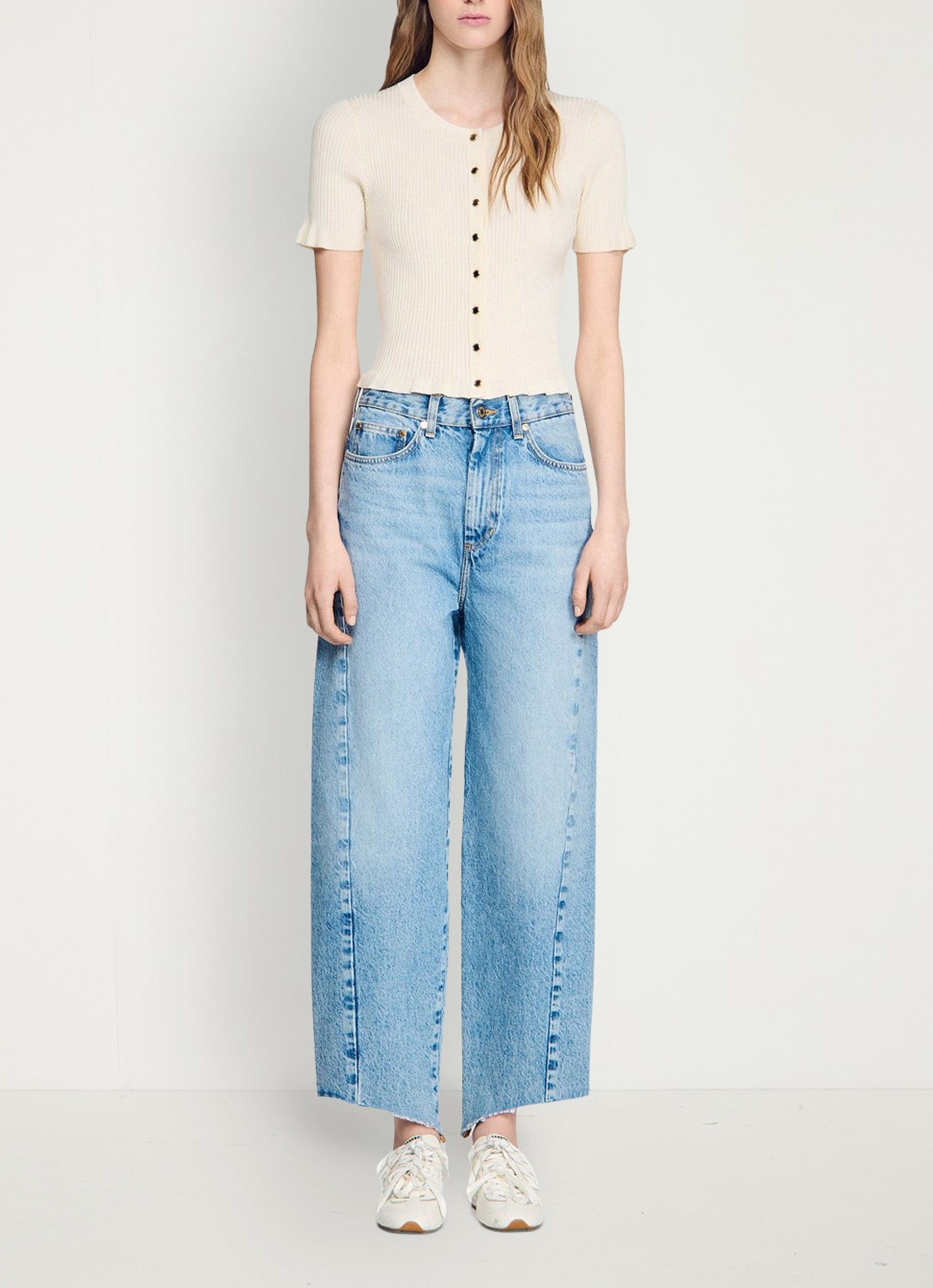 Sandro Ribgebreid vest met volants - detail 4 beige