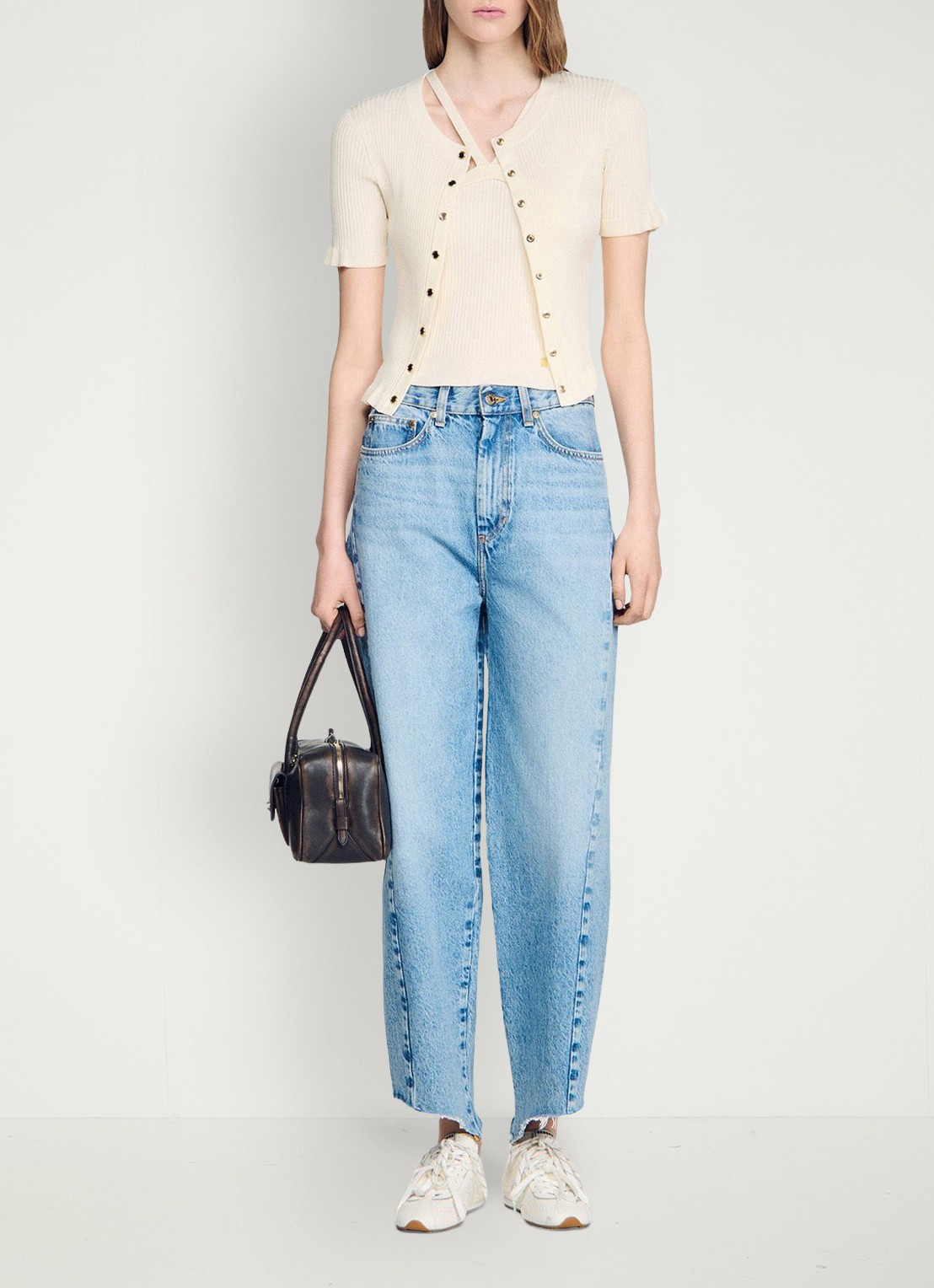 Sandro Ribgebreid vest met volants - detail 5 beige