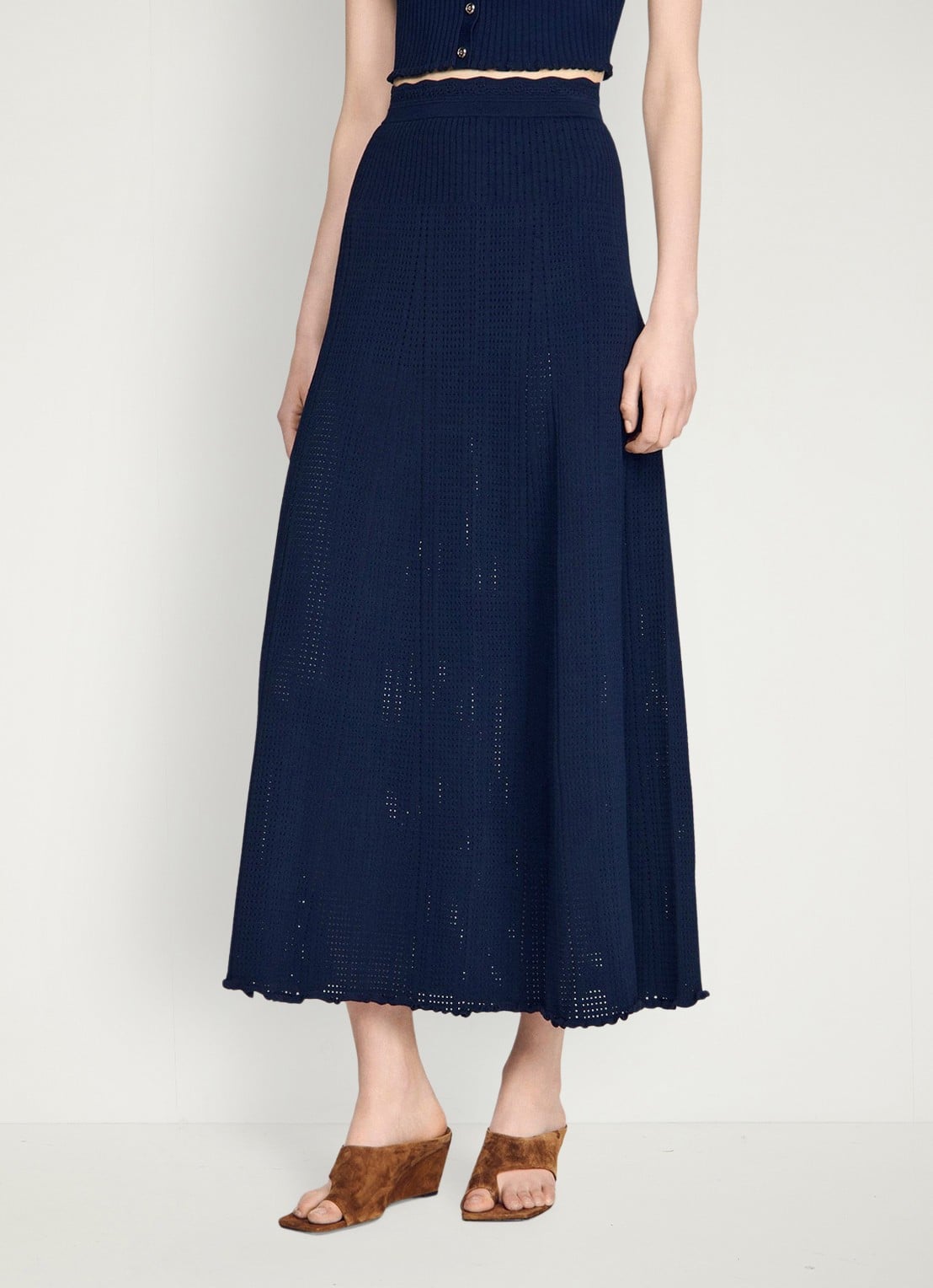 Sandro Ribgebreide maxi rok met opengewerkt dessin - detail blauw