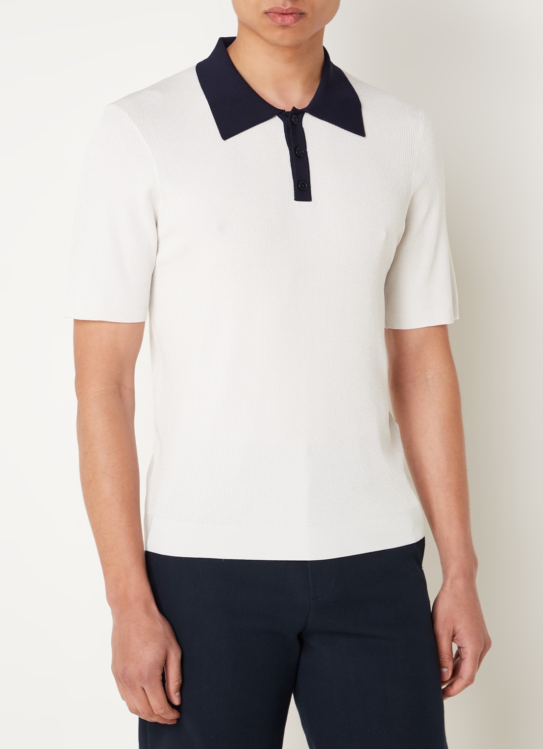 Sandro Ribgebreide slim fit polo - detail 2 gebroken wit