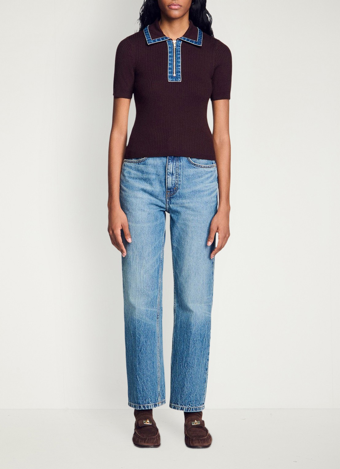 Sandro Ribgebreide top in wolblend met details van denim - detail 2 bruin
