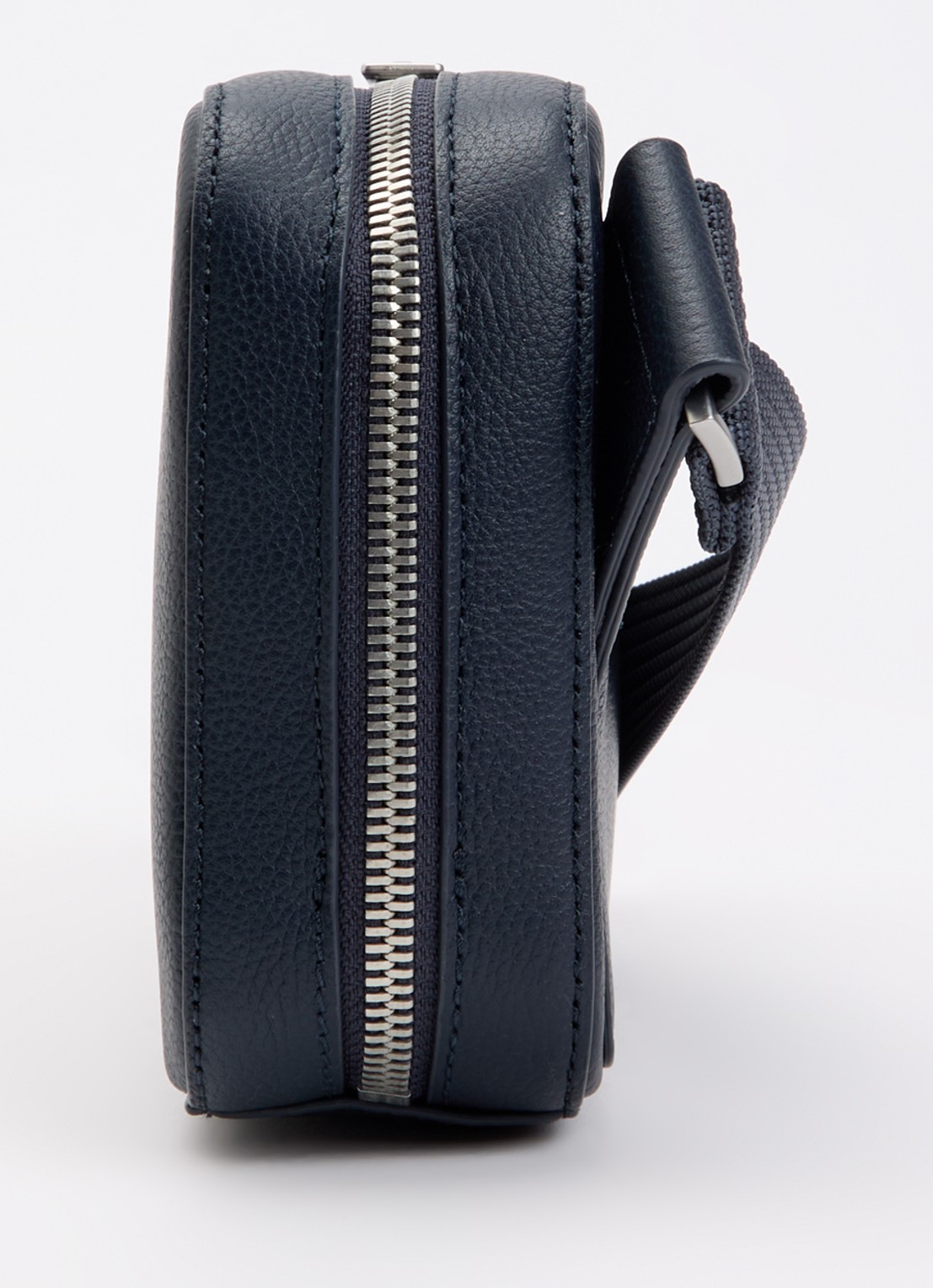 Sandro Schoudertas van imitatieleer - detail 2 donkerblauw