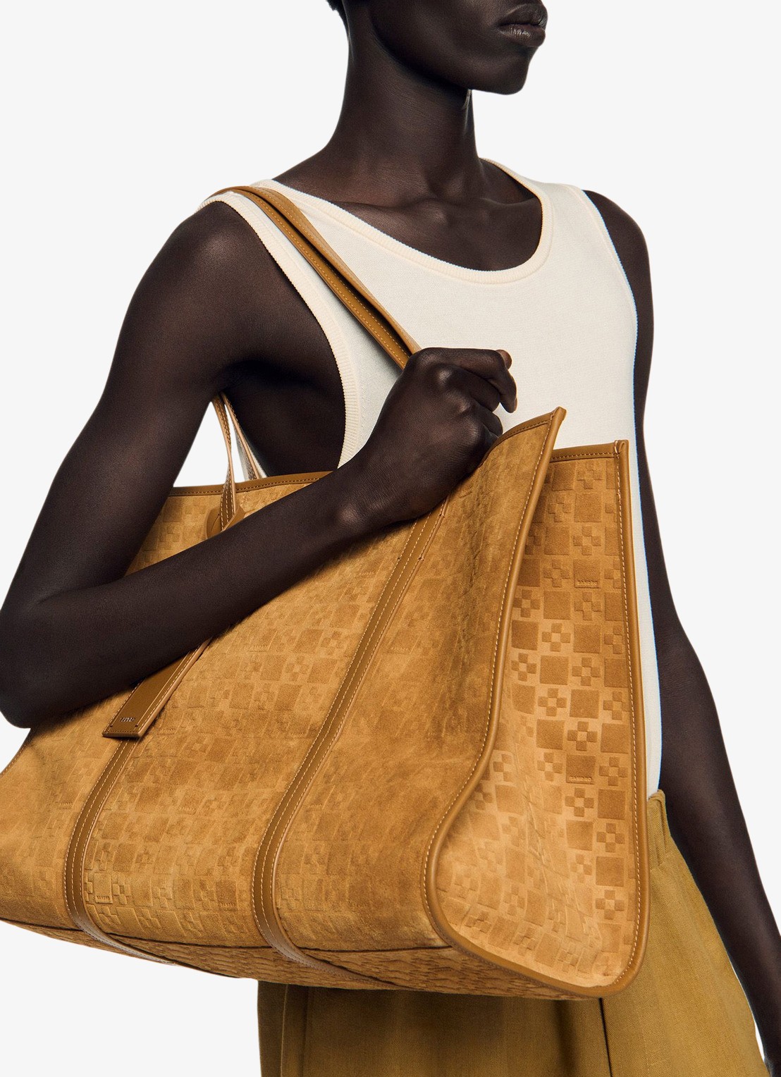 Sandro Shopper van suède met uitneembaar etui - voorkant 6 camel