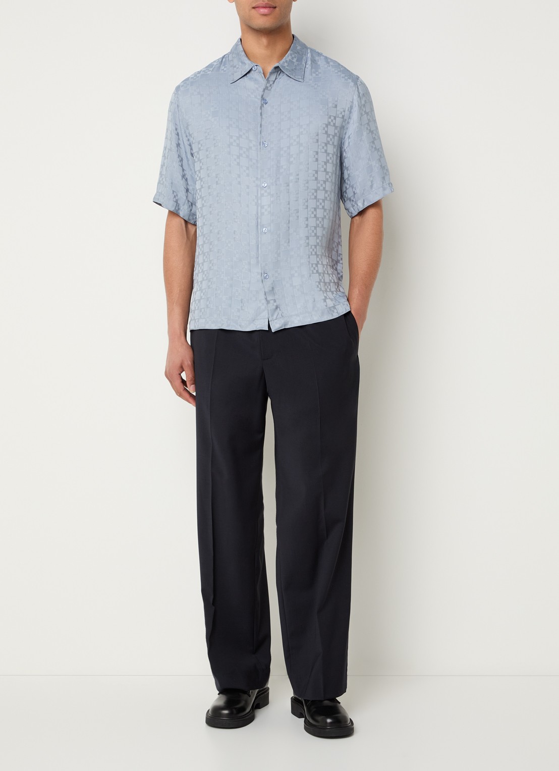 Sandro Square Cross loose-fit shirt - voorkant 3 chambray / blauw