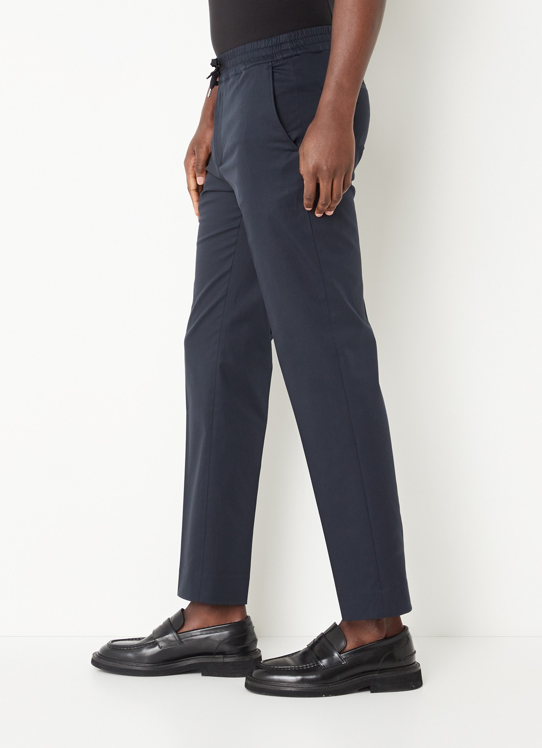 Sandro Straight fit chino  met steekzakken - detail 2 donkerblauw
