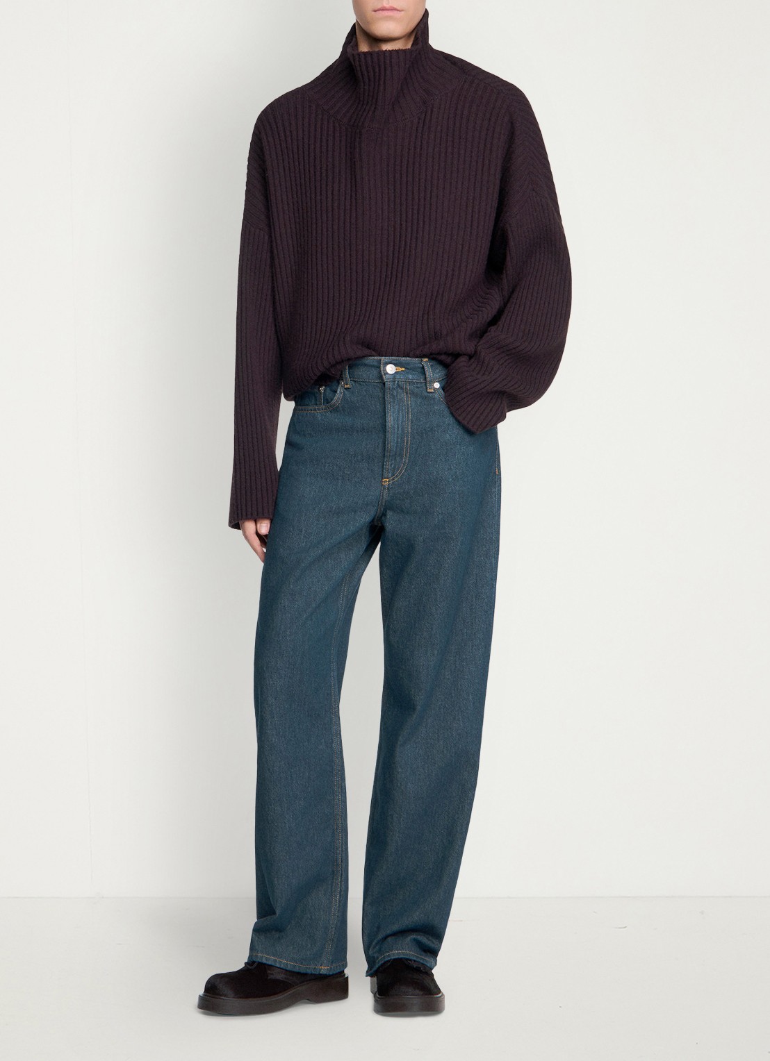 Sandro Straight fit leg jeans met steekzakken - detail donkerblauw