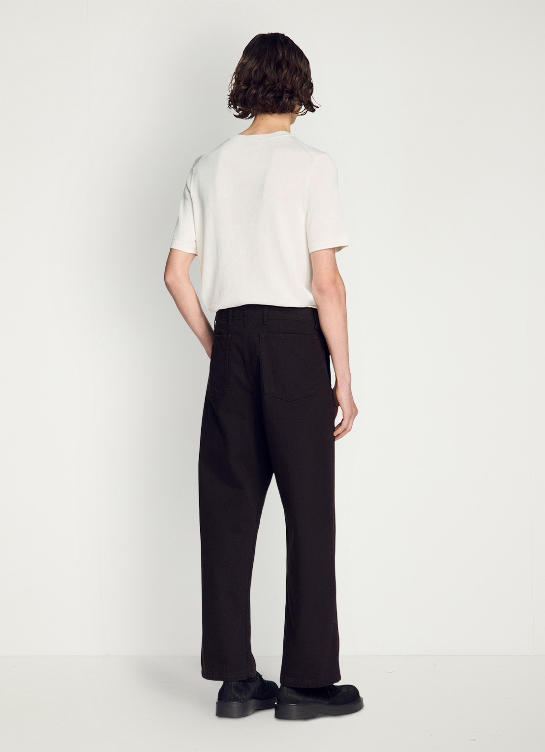 Sandro Straight fit pantalon met steekzakken - achterkant 3 chocoladebruin