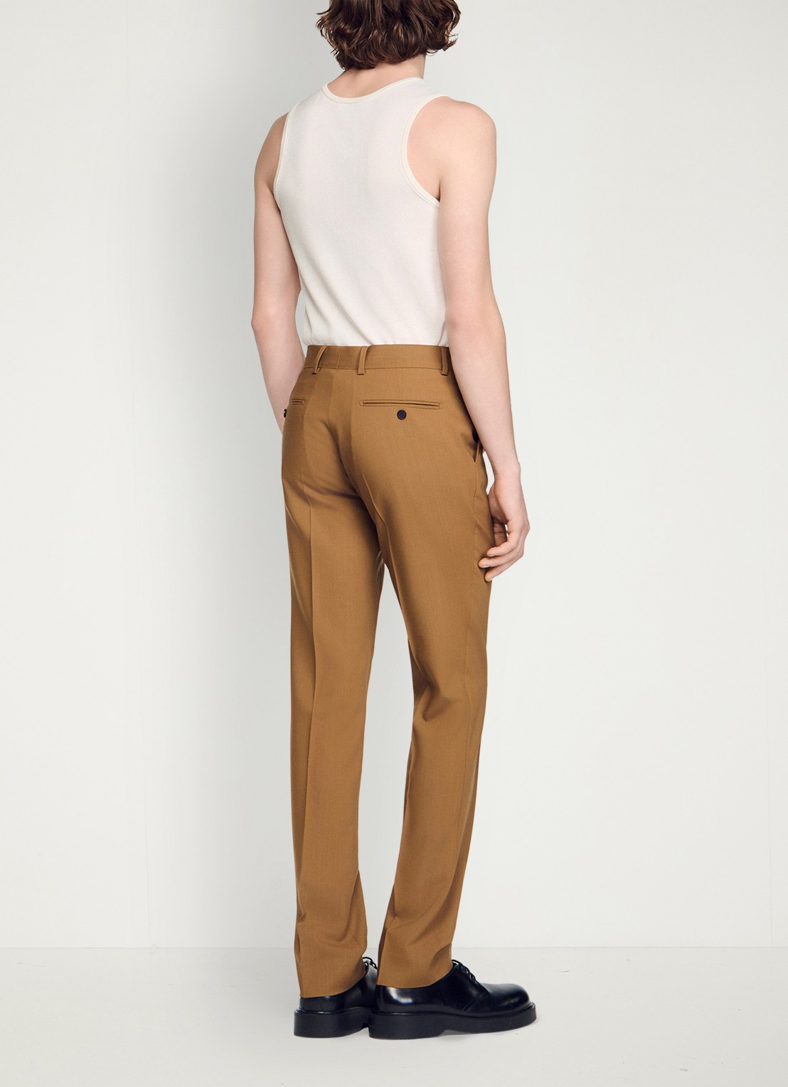 Sandro Straight fit pantalon met steekzakken - achterkant camel
