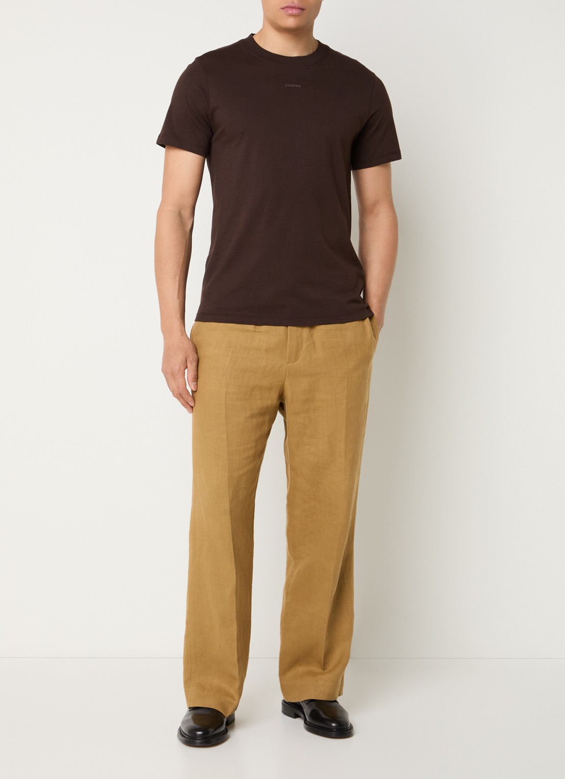 Sandro Straight fit pantalon van linnen met steekzakken - voorkant 2 mosterd