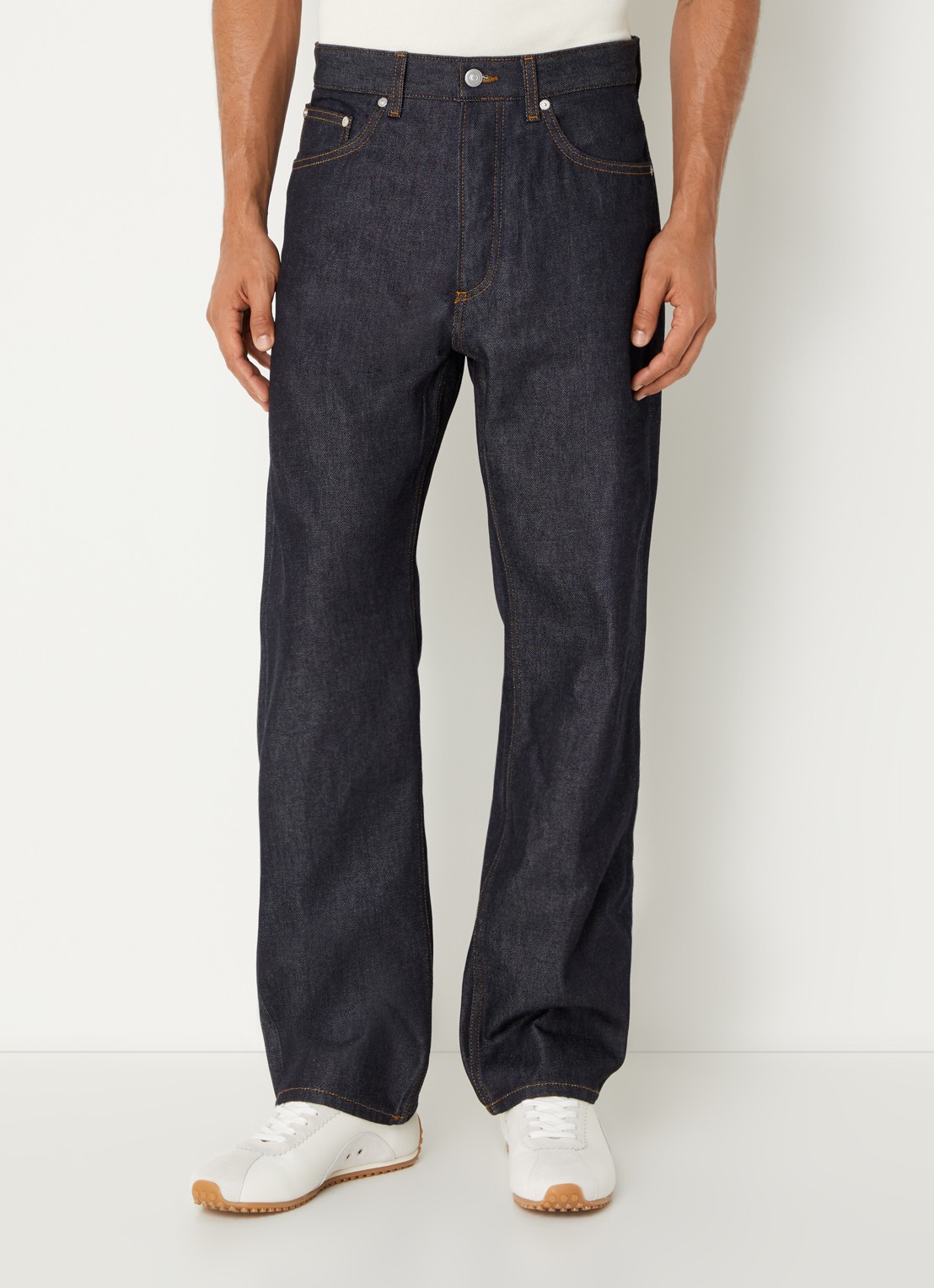 Sandro Straight leg jeans met donkere wassing - detail donkerblauw
