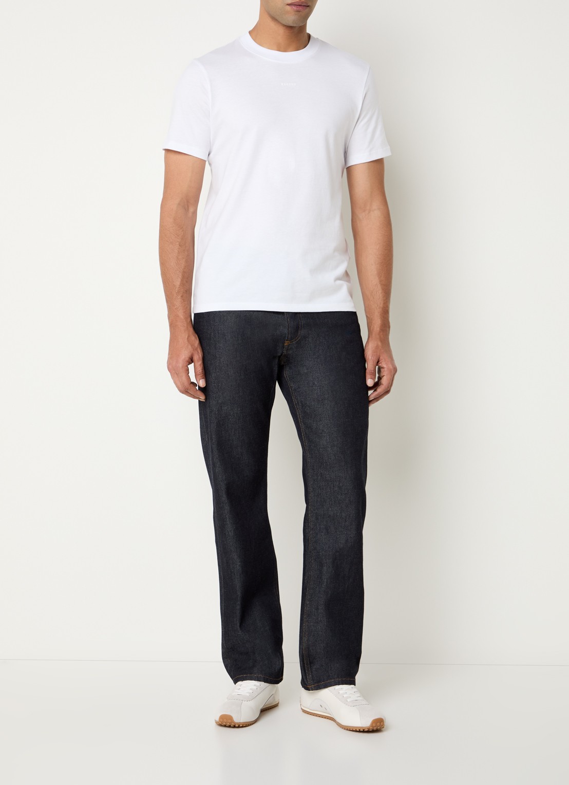 Sandro T-shirt met logo - voorkant 4 wit