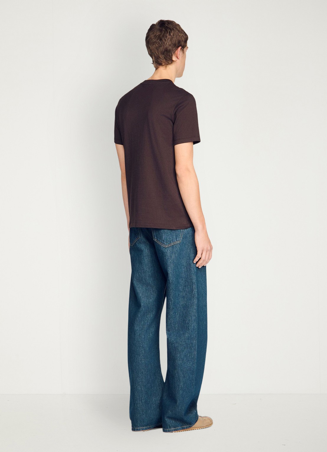Sandro T-shirt met logo - achterkant 3 chocoladebruin