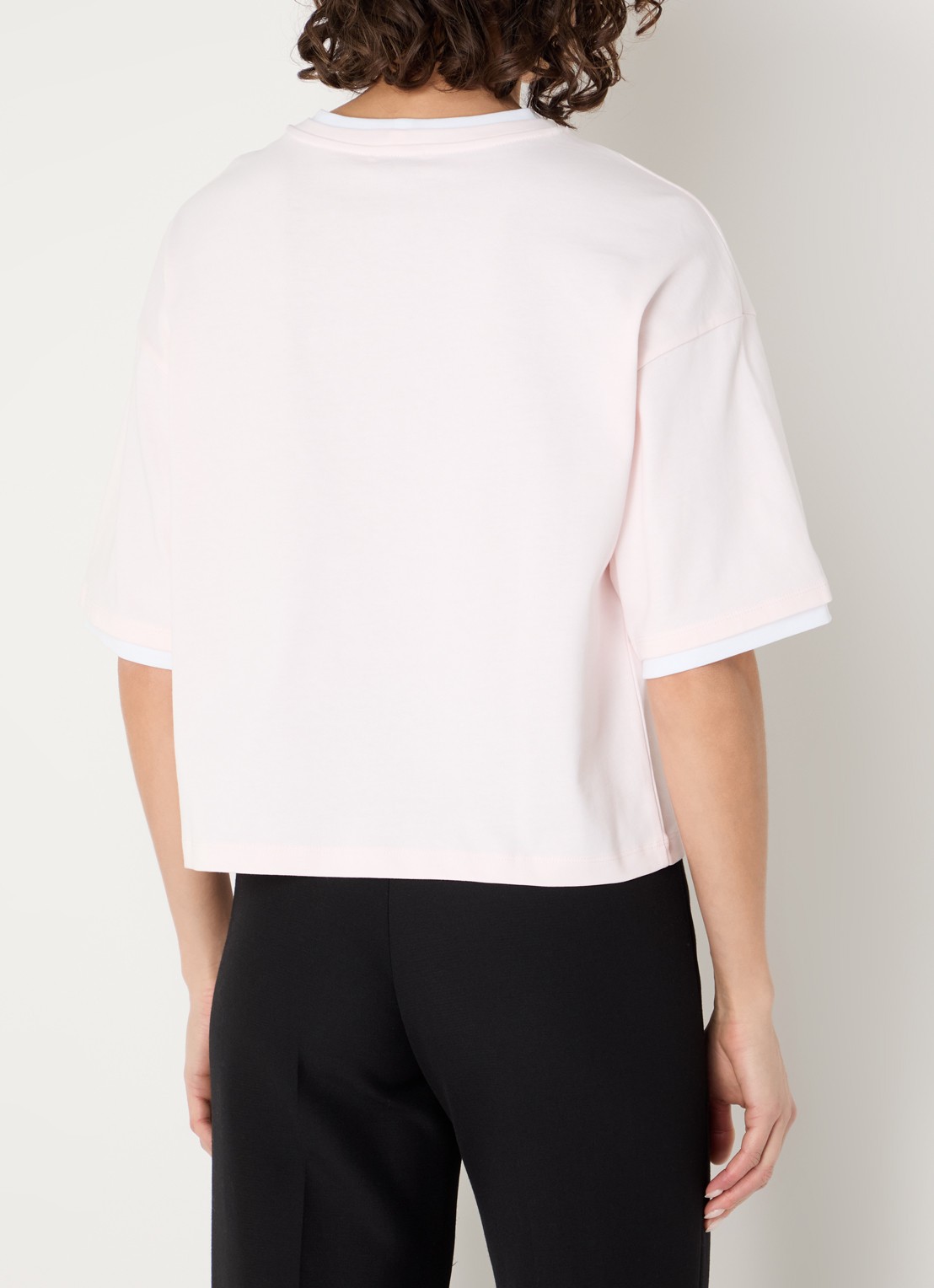 Sandro T-shirt met logoborduring - achterkant lichtroze