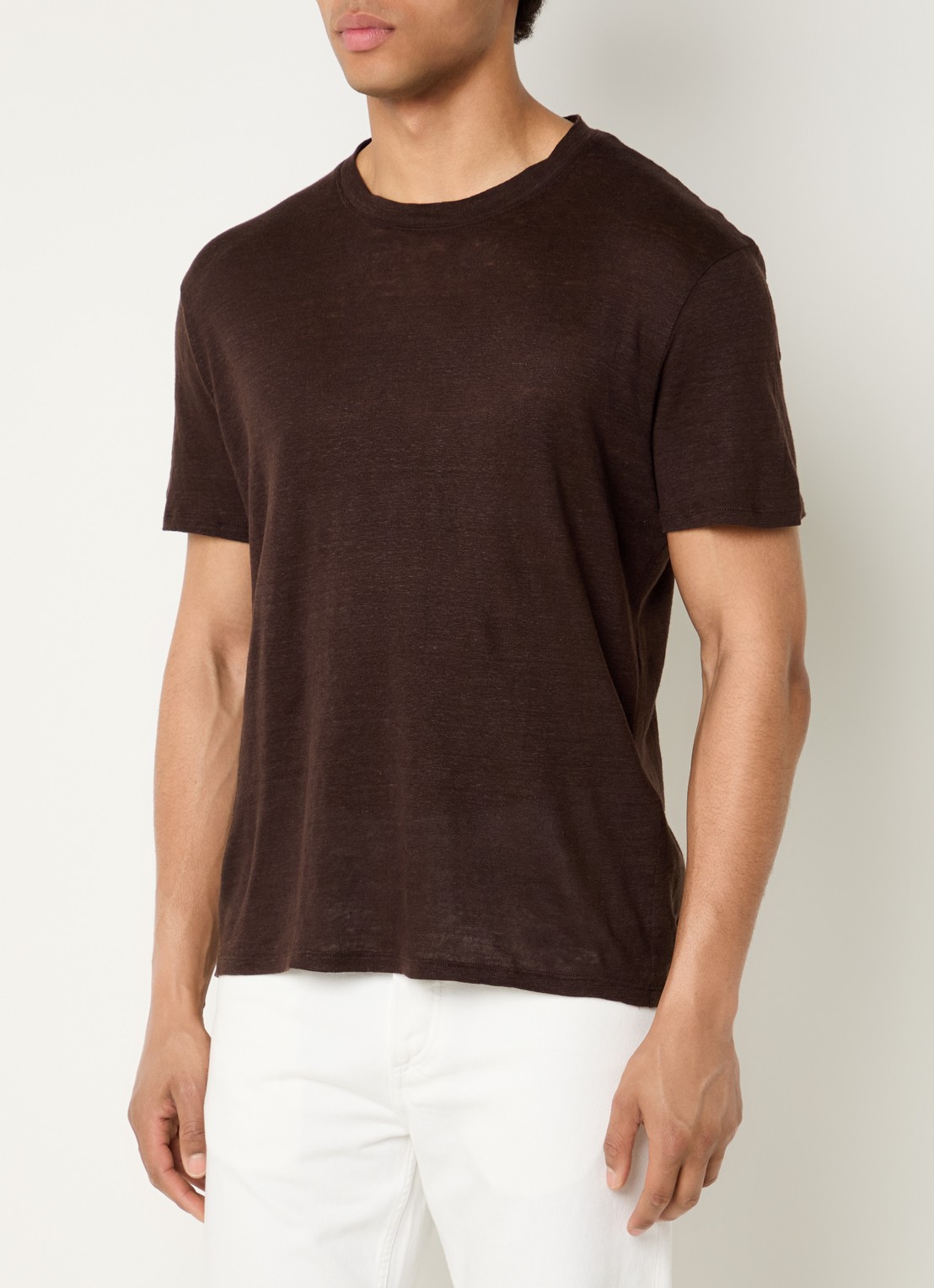Sandro T-shirt van linnen met ronde hals - detail 2 donkerbruin