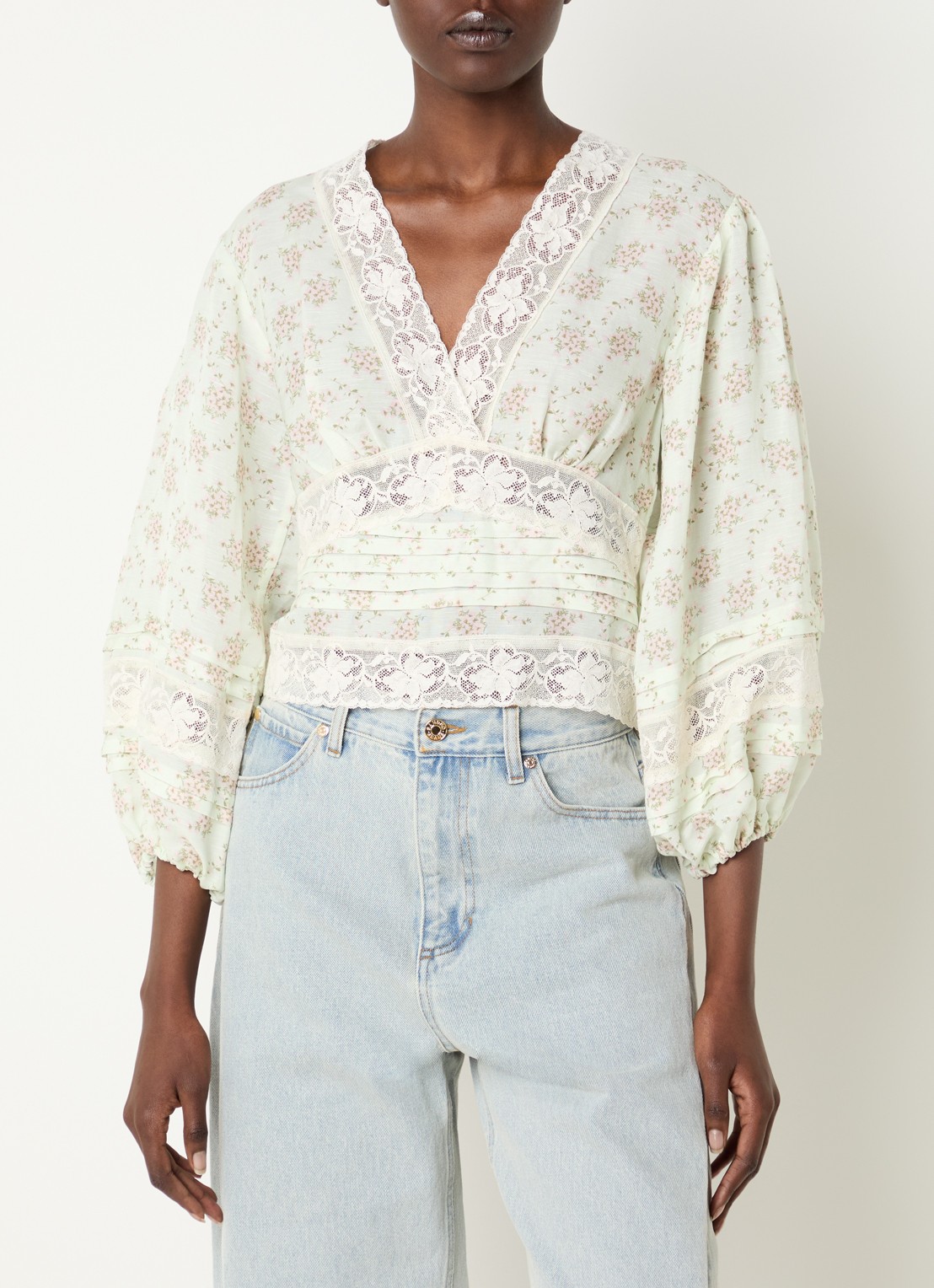 Sandro Top in linnenblend me details van kant - achterkant 4 lindegroen