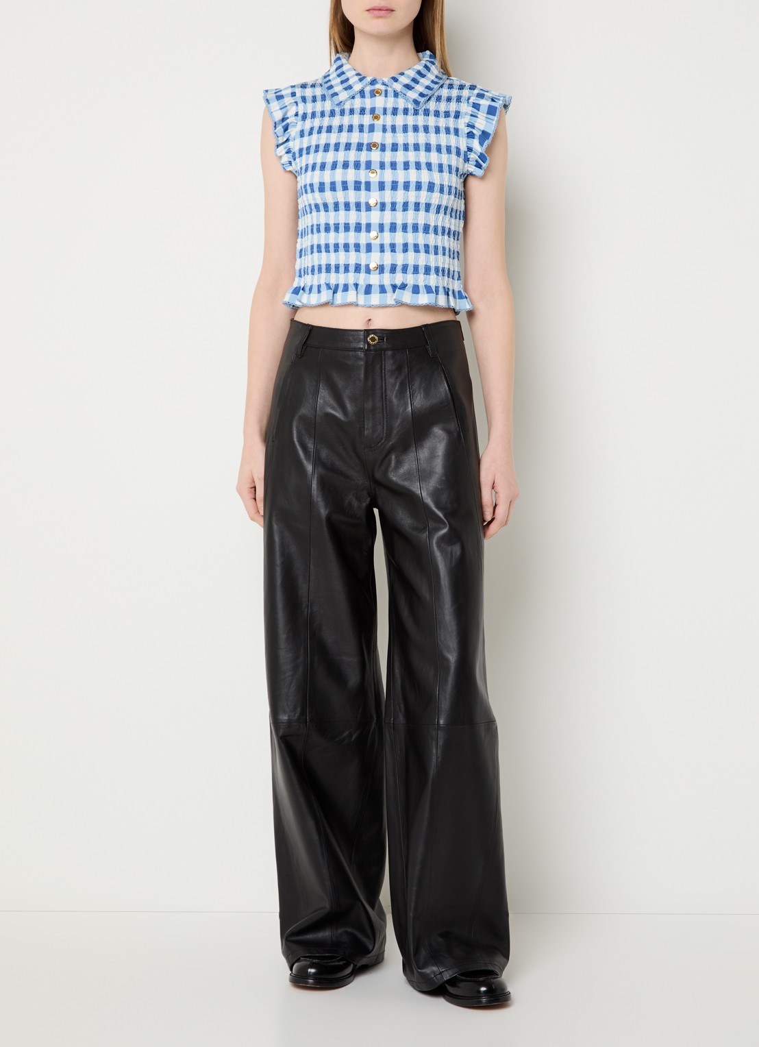 Sandro Top met sierknopen en smockwerk - voorkant 2 blauw