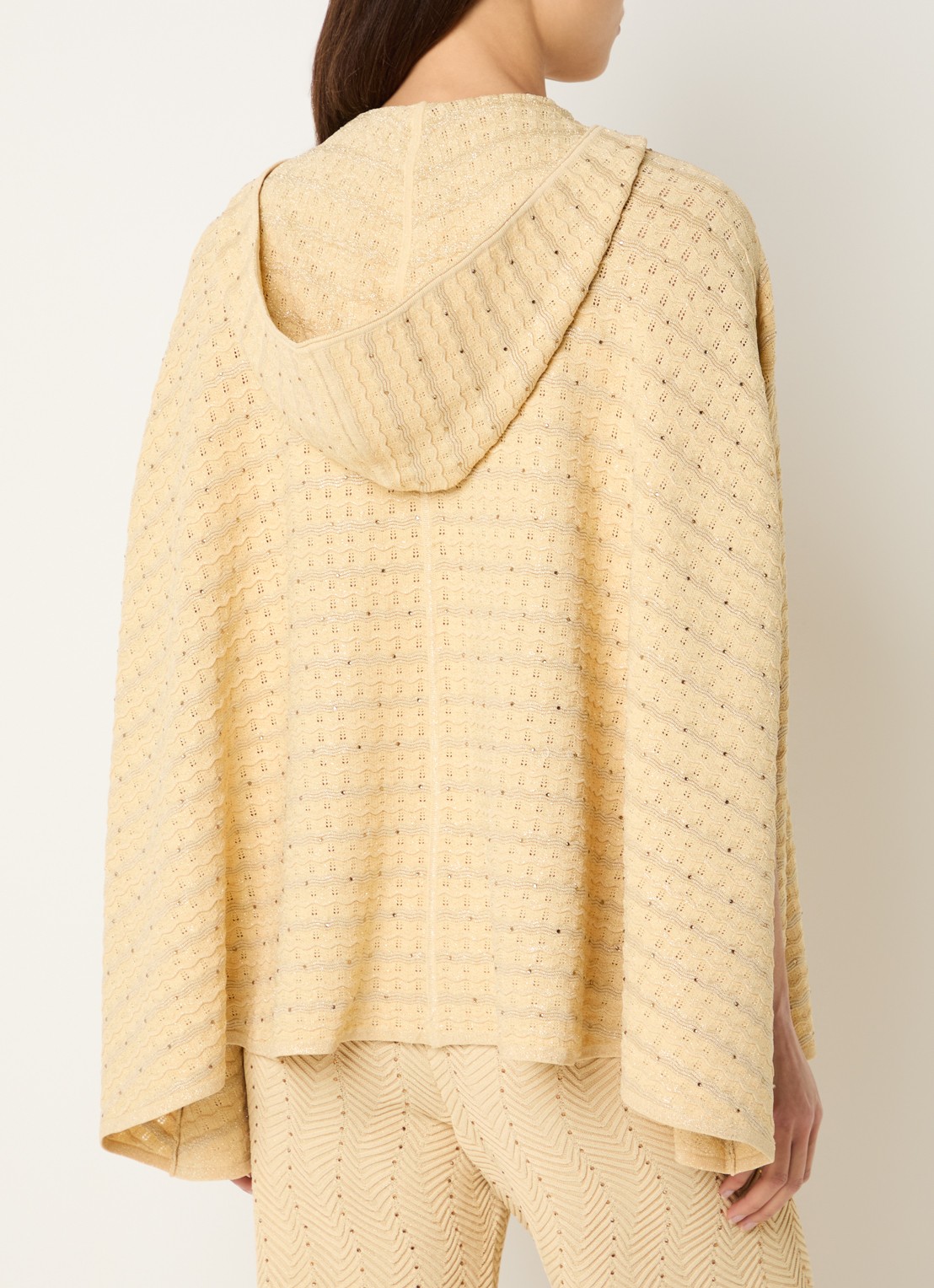 Sandro Top met strass en capuchon - achterkant 3 lichtgeel